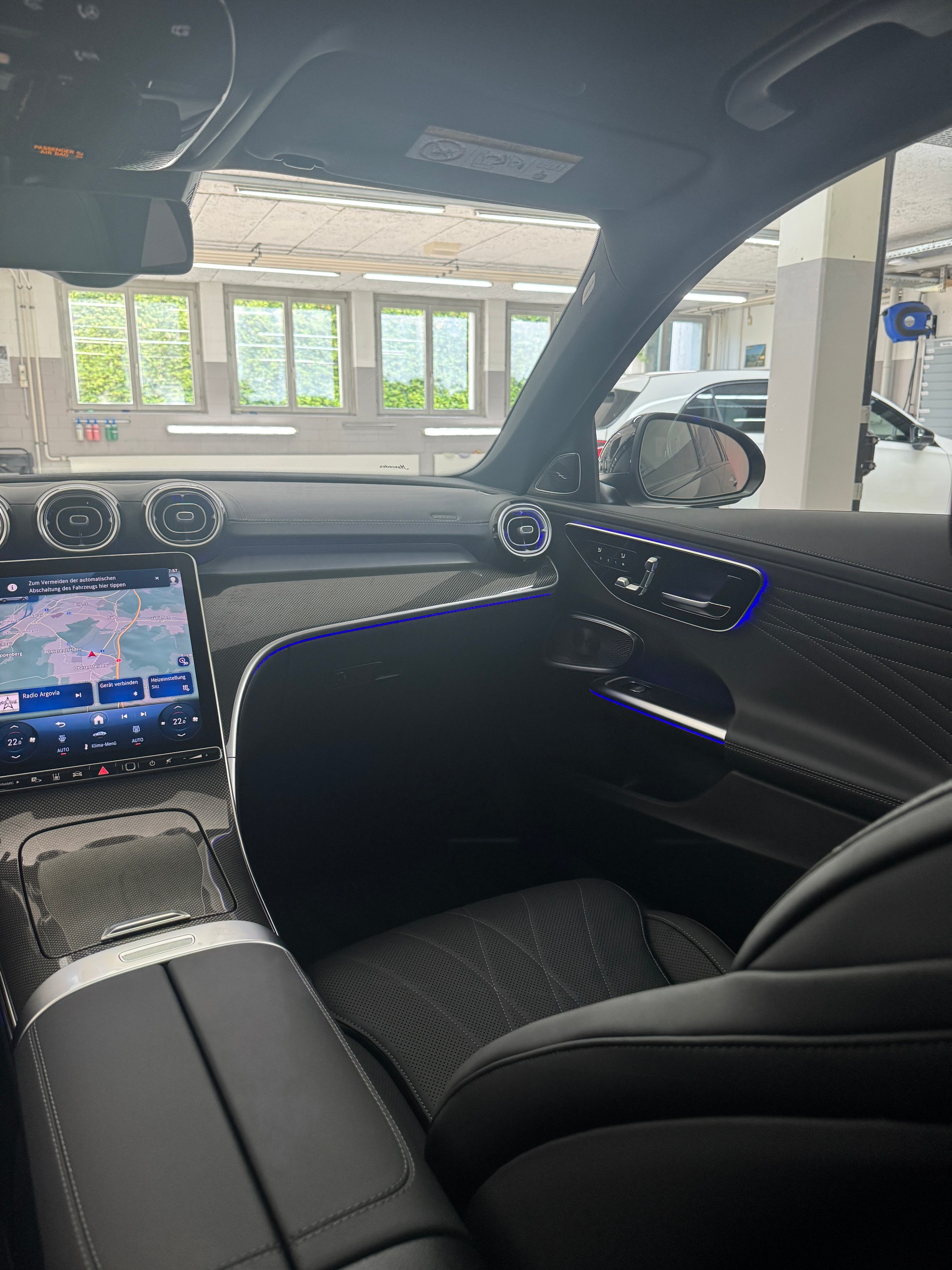 MERCEDES-BENZ C 220 d T 4Matic Swiss Star-image-11
