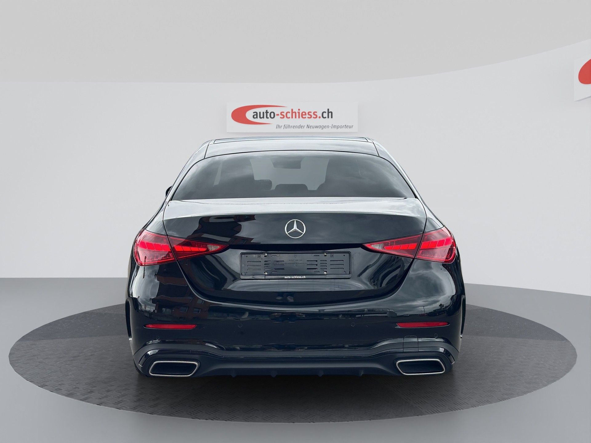 MERCEDES-BENZ C 180 AMG Line Night-image-3