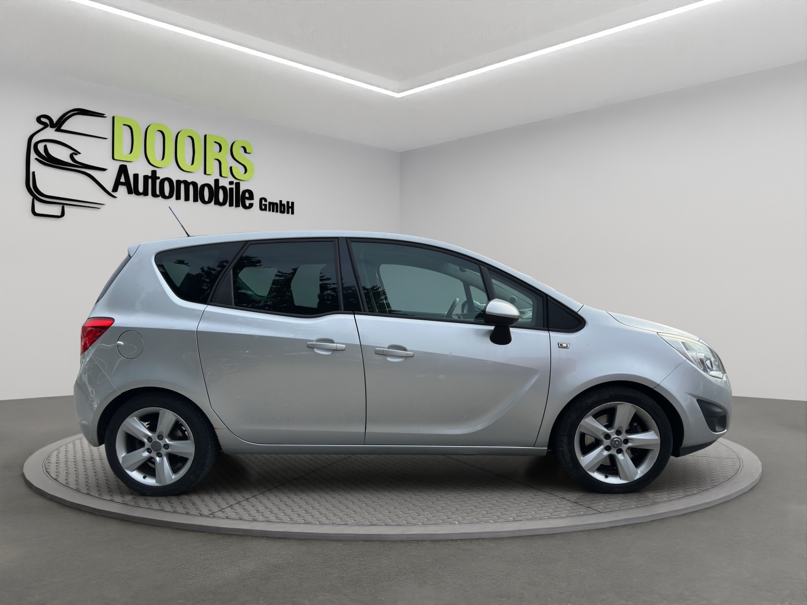OPEL Meriva 1.4 Turbo Cosmo-image-7