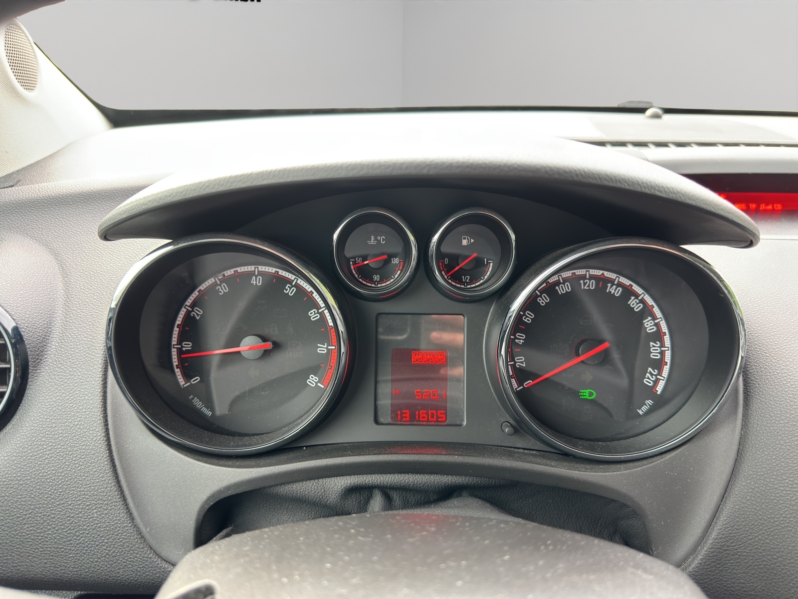 OPEL Meriva 1.4 Turbo Cosmo-image-15