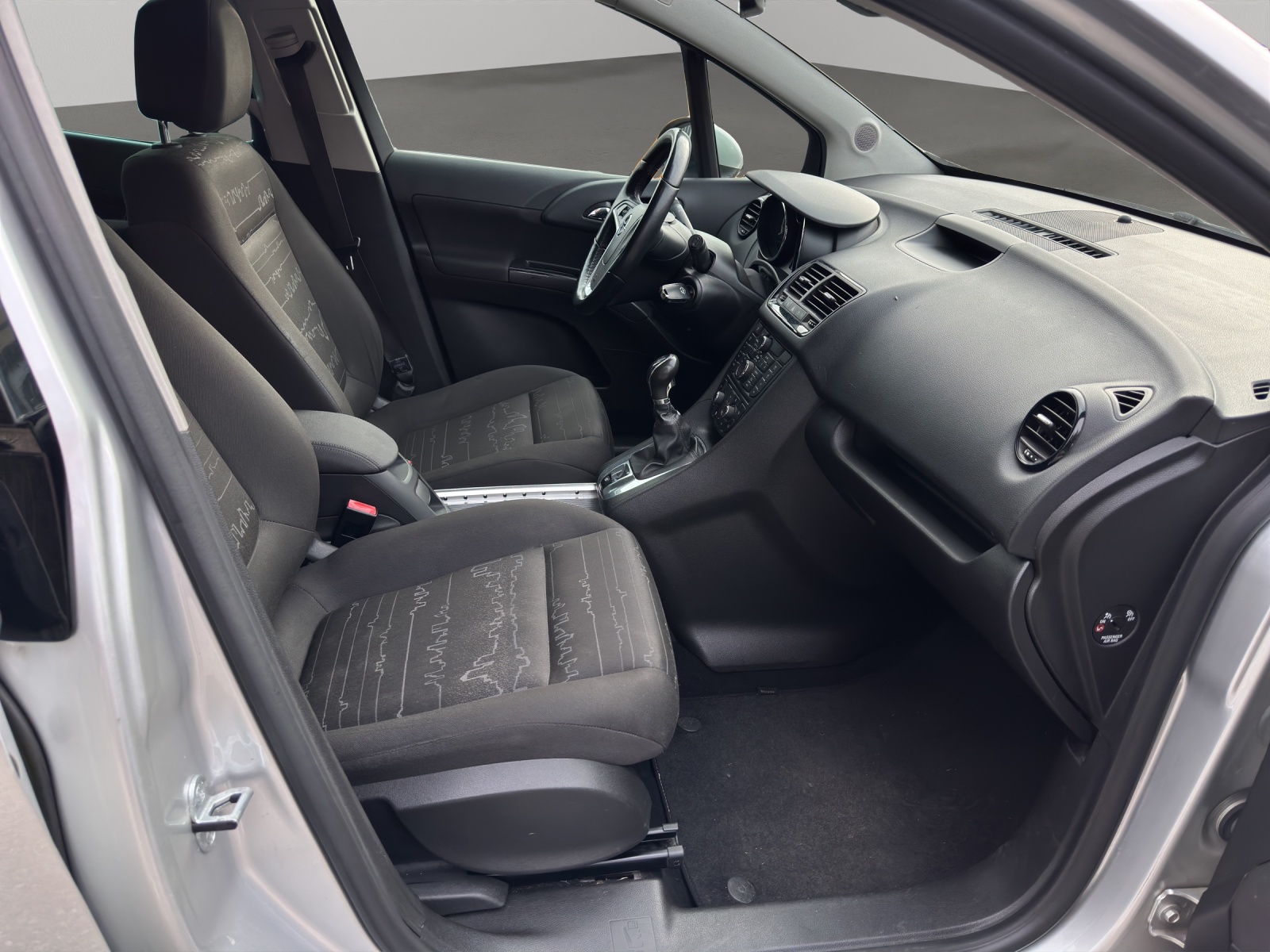 OPEL Meriva 1.4 Turbo Cosmo-image-10