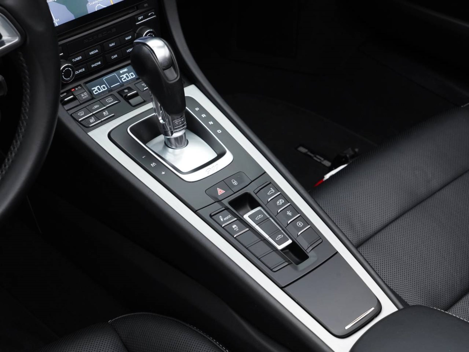 PORSCHE 911 Targa 4S-image-17
