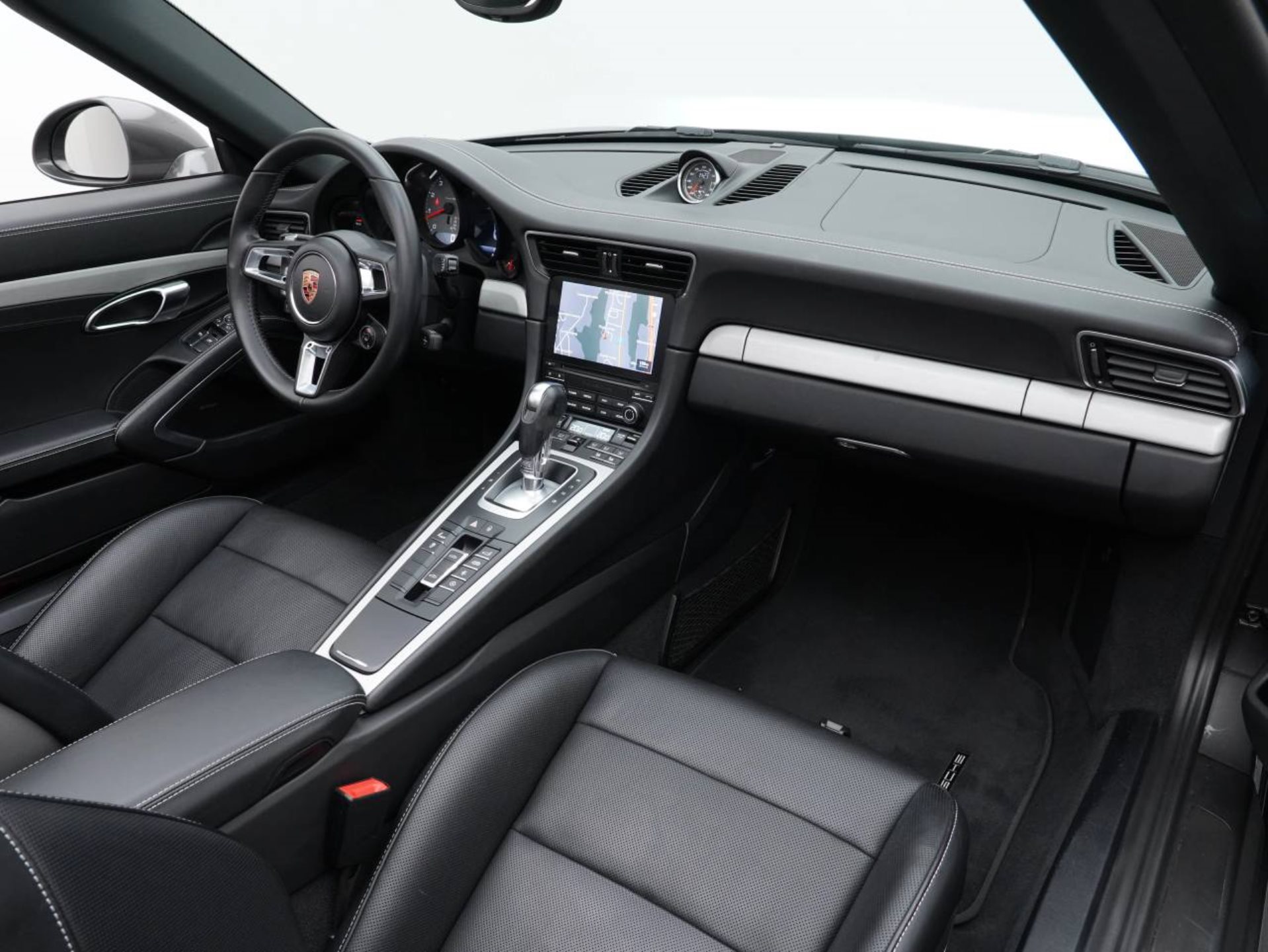 PORSCHE 911 Targa 4S-image-24