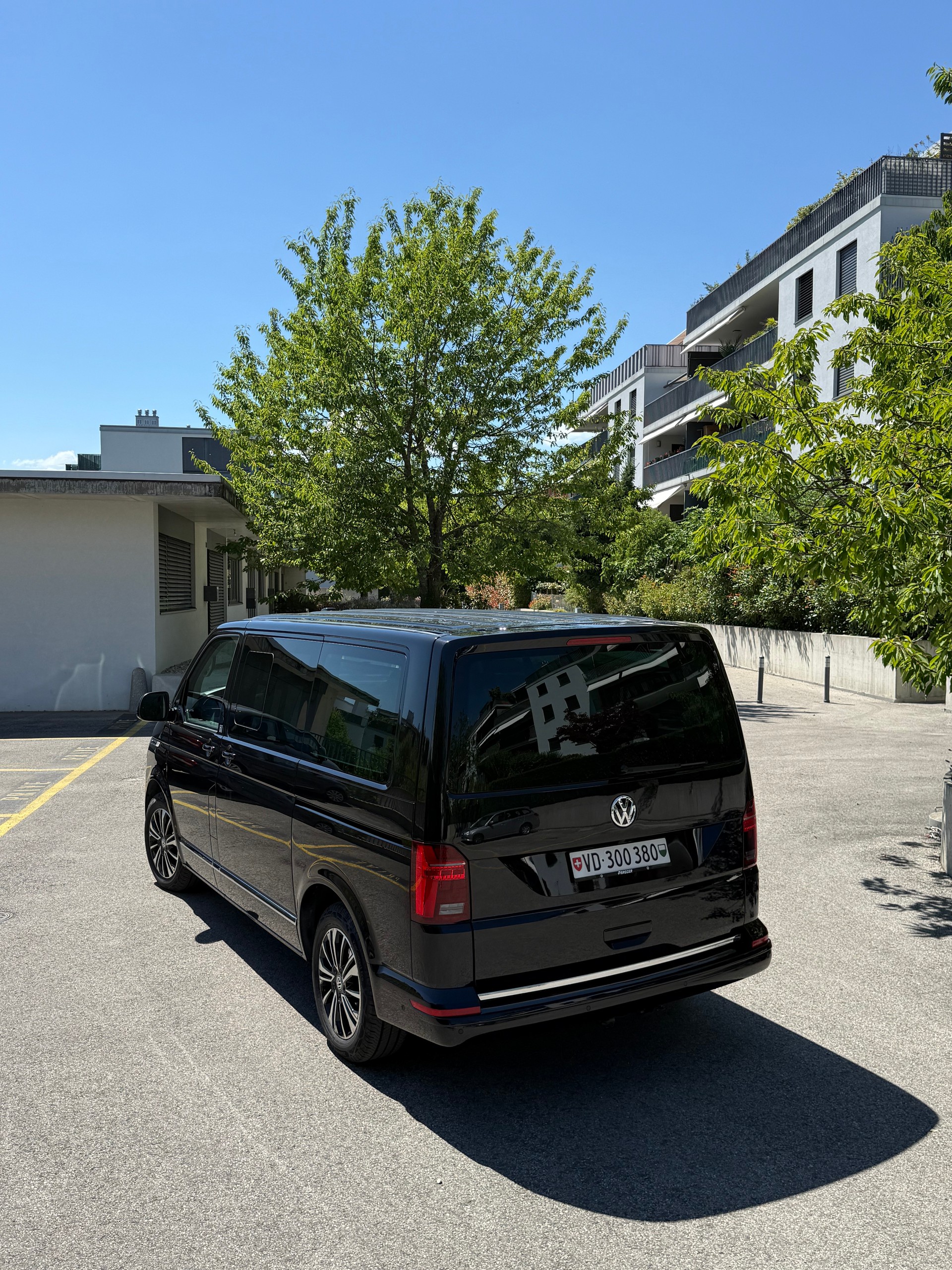 VW 2.0 TDI 204 Highline Liberty DSG 4m-image-1