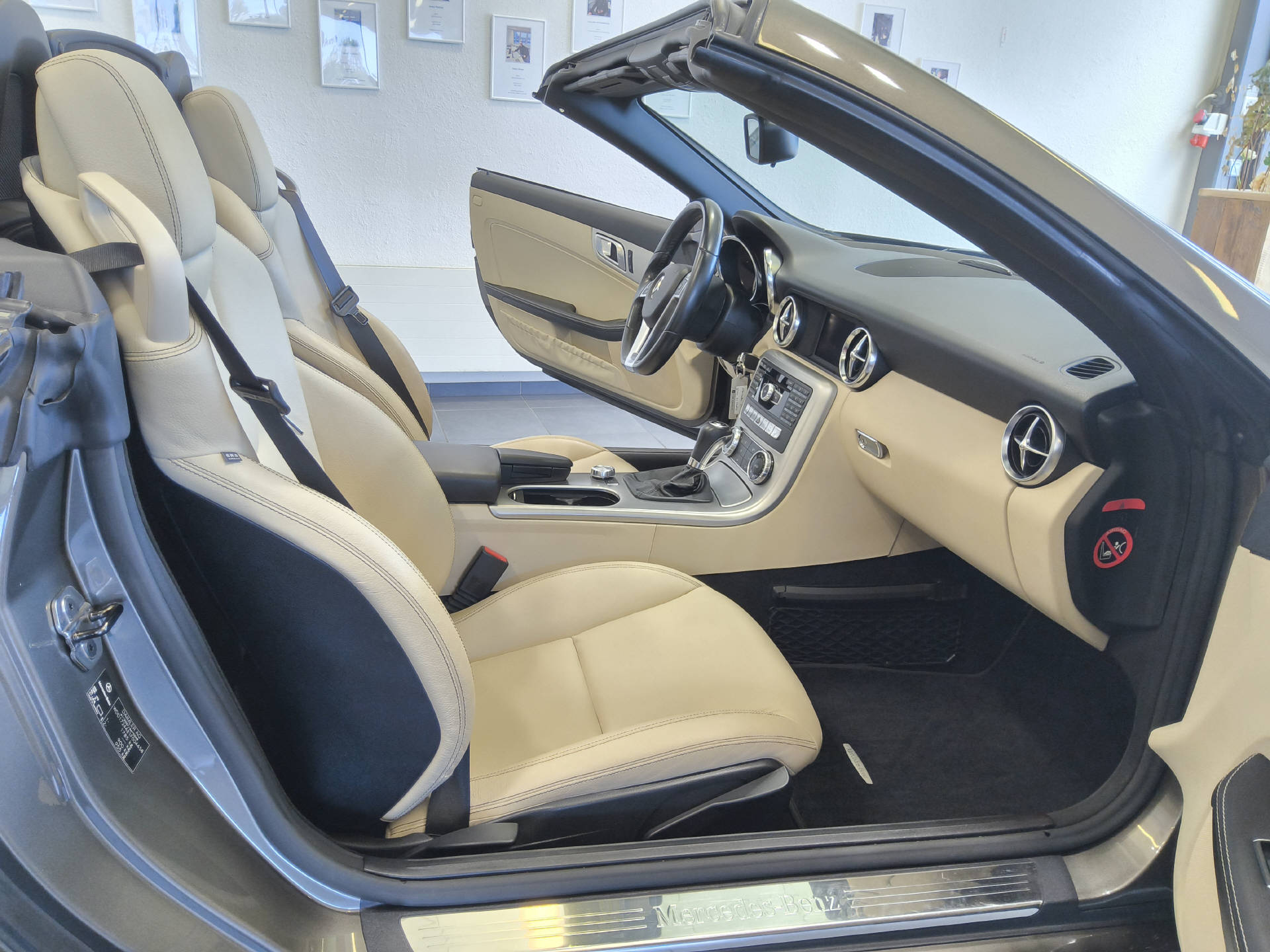 MERCEDES-BENZ SLK 200 BlueEffic. Cabriolet-image-8