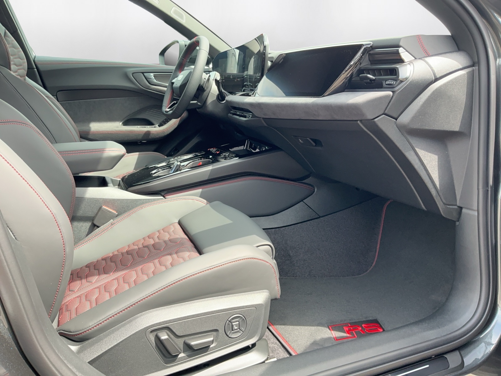 AUDI RS 5 Avant TFSI 470 kW Tiptronic quattro-image-13