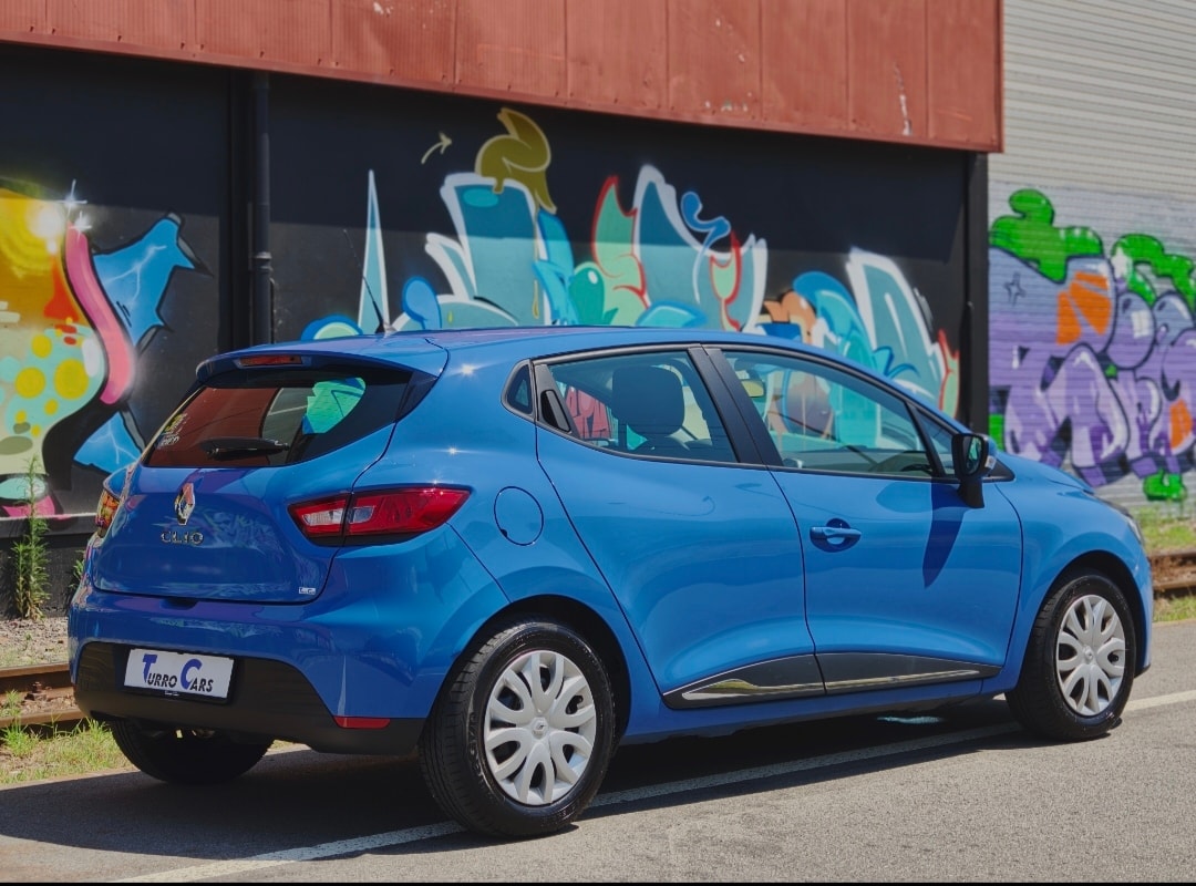 RENAULT Clio 1.2 16V Authentique-image-7