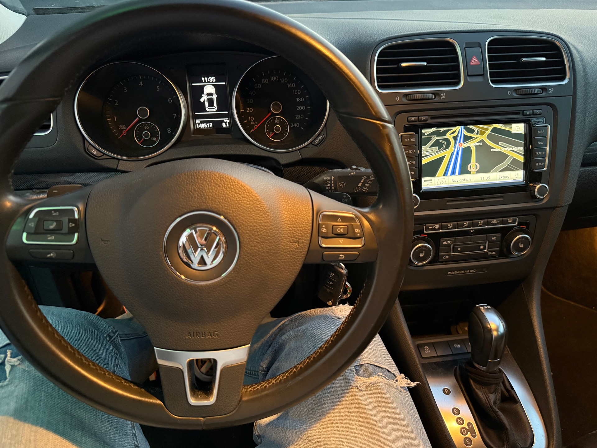 VW Golf 1.4 TSI Team DSG-image-10