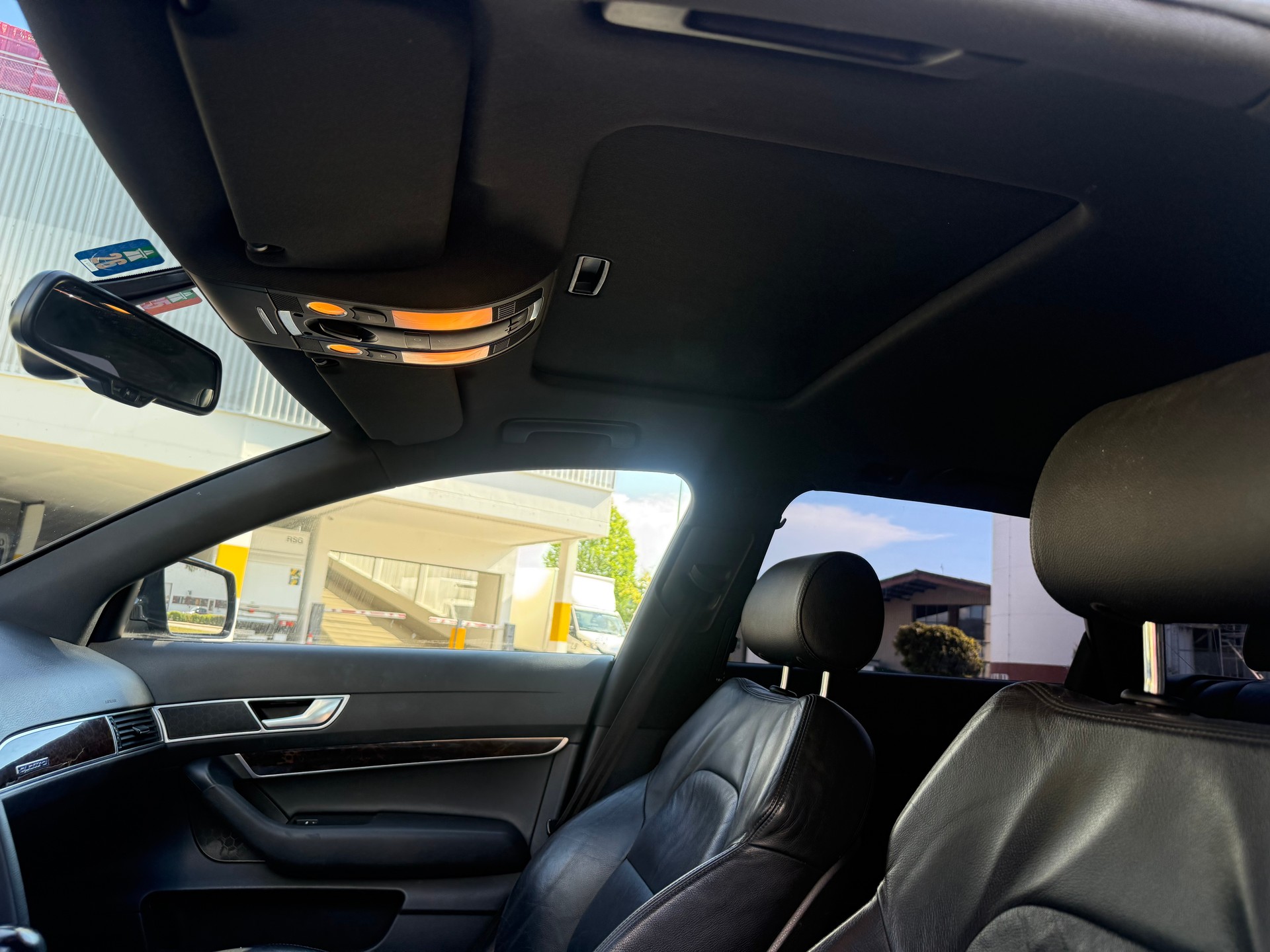 AUDI A6 allroad 3.0 TDI quattro-image-8