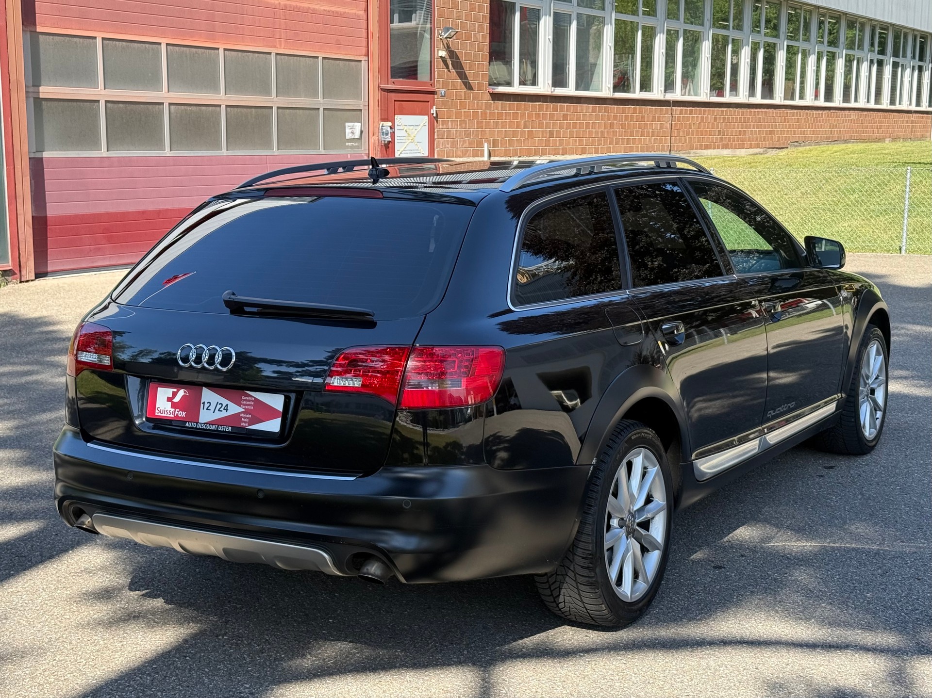 AUDI A6 allroad 3.0 TDI quattro-image-3