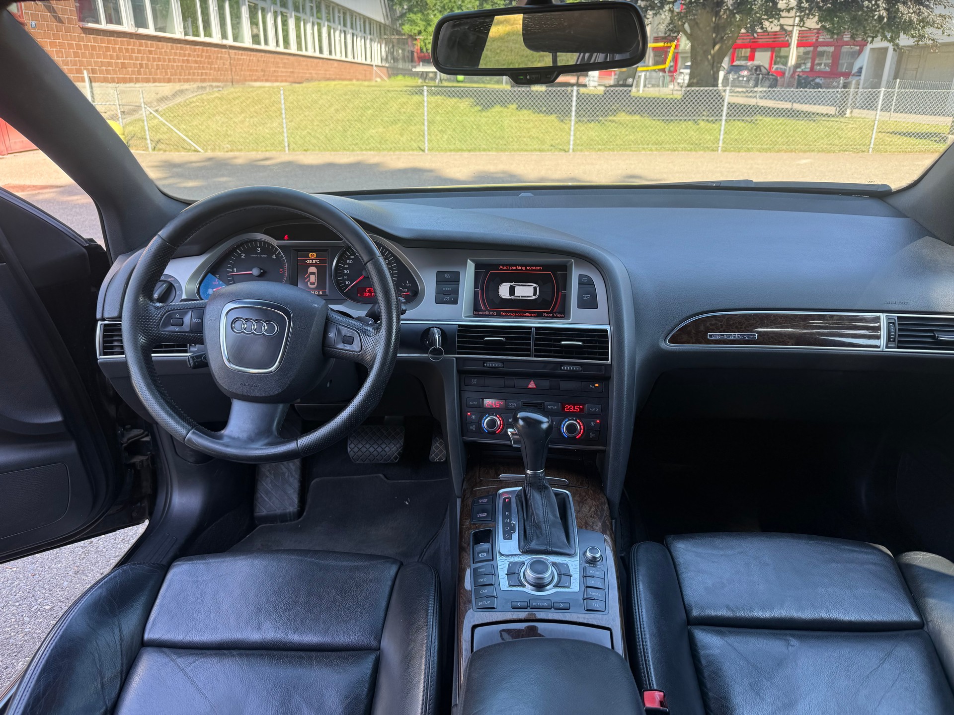 AUDI A6 allroad 3.0 TDI quattro-image-7