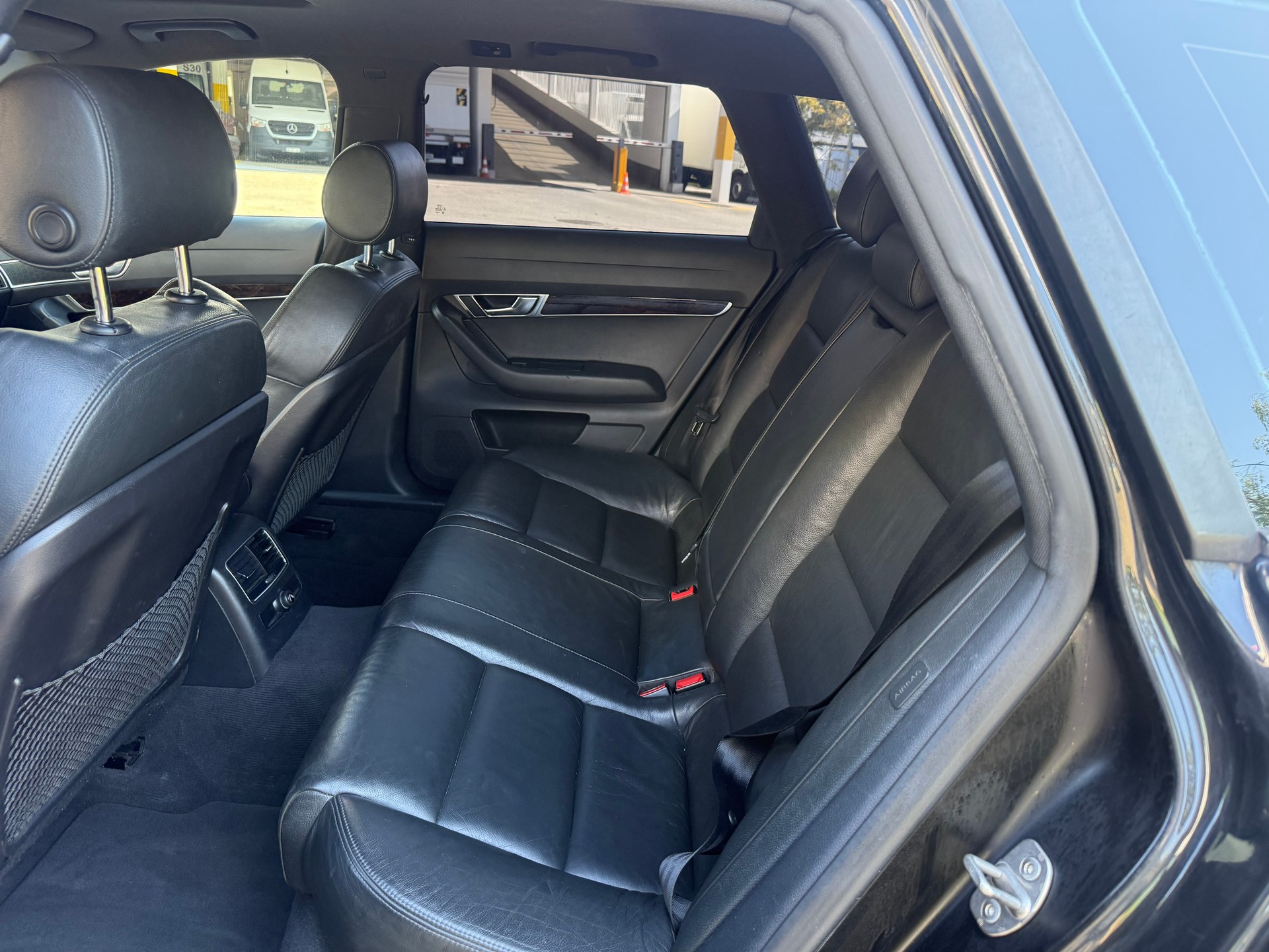 AUDI A6 allroad 3.0 TDI quattro-image-10