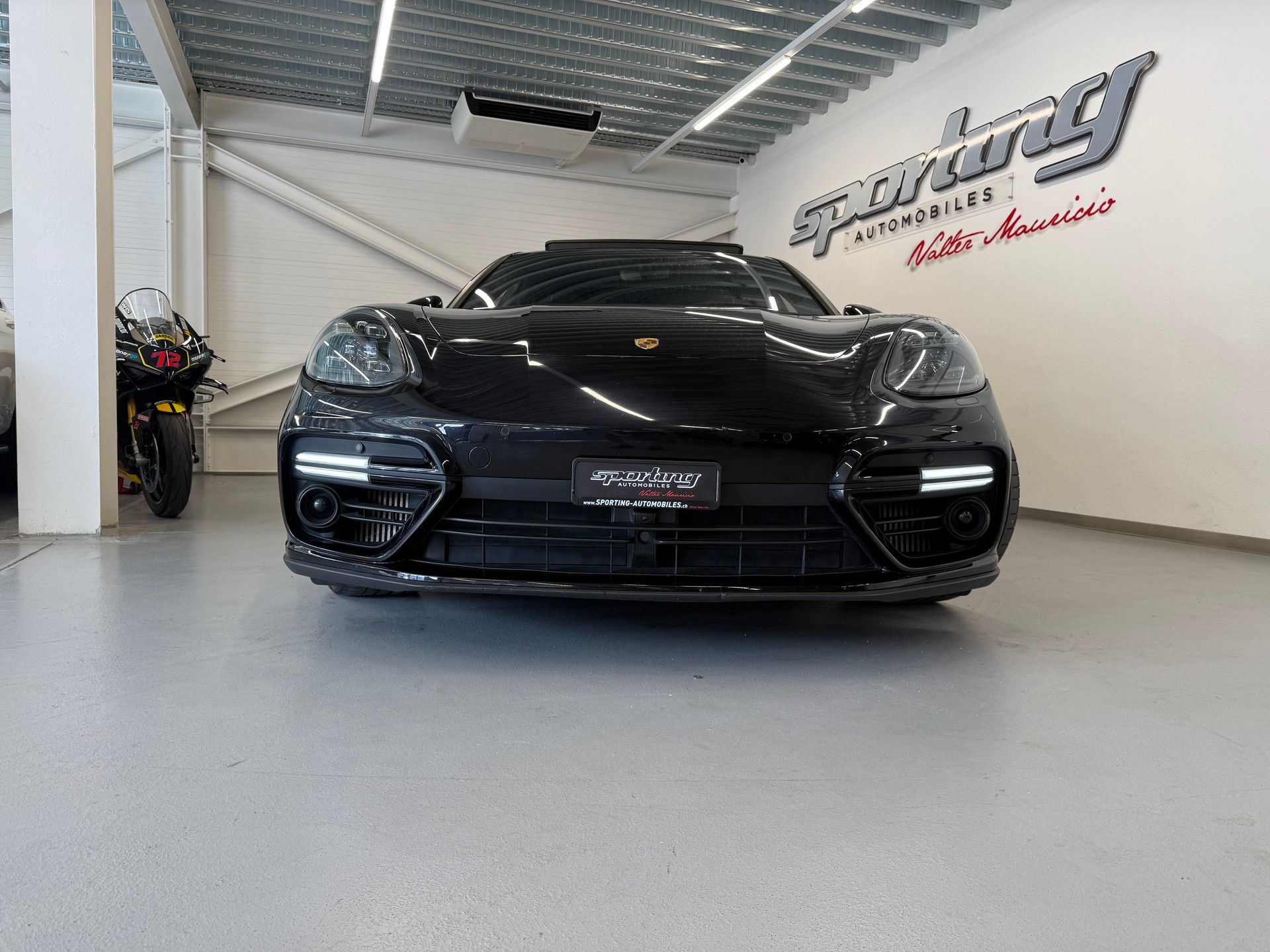 PORSCHE Panamera Turbo PDK Fulls Carbone-image-5