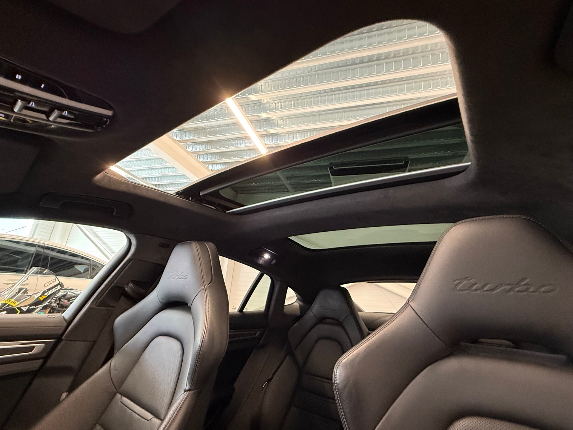 PORSCHE Panamera Turbo PDK Fulls Carbone-image-19