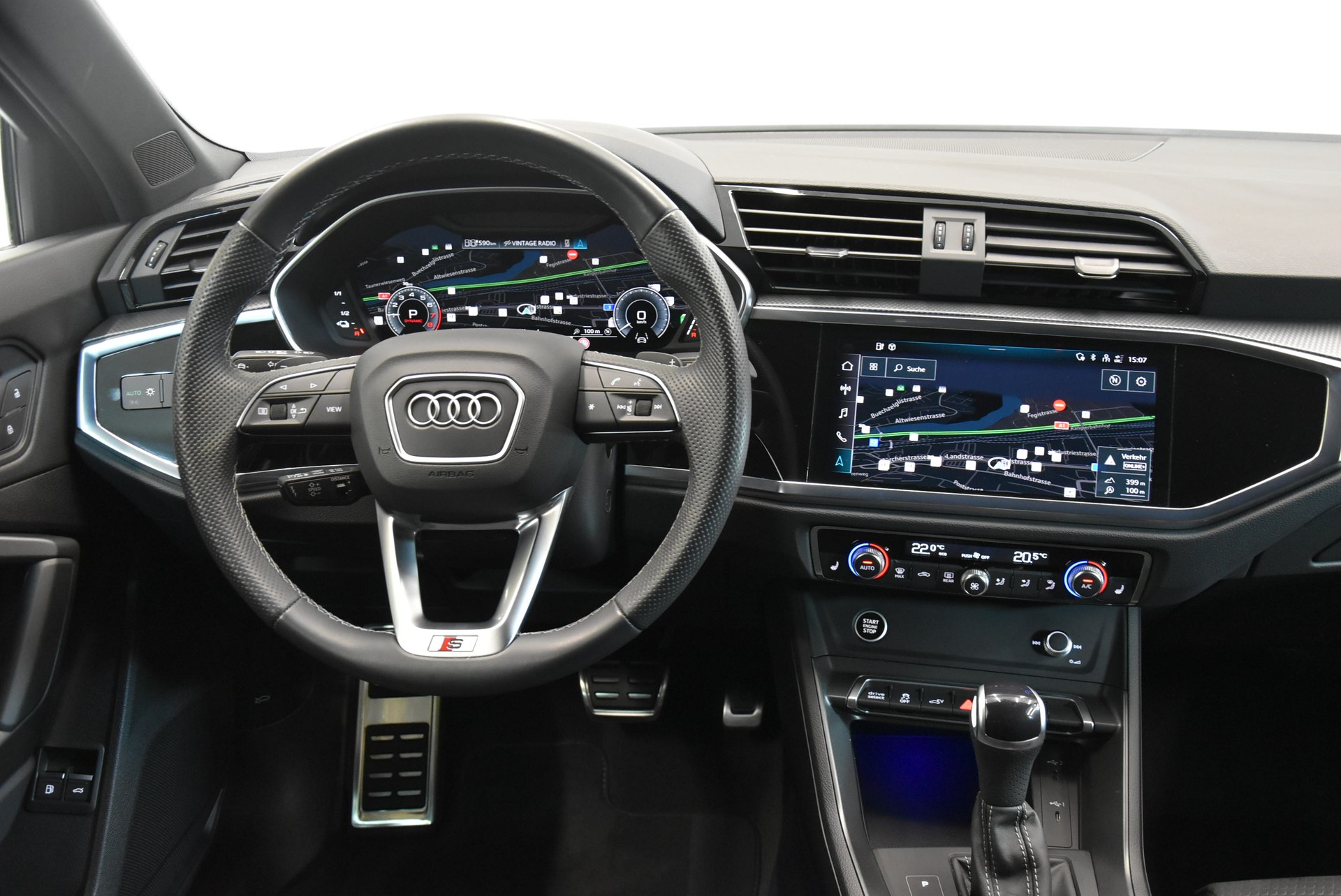 AUDI Q3 Sportback 45 TFSI e S line S-tronic-image-5