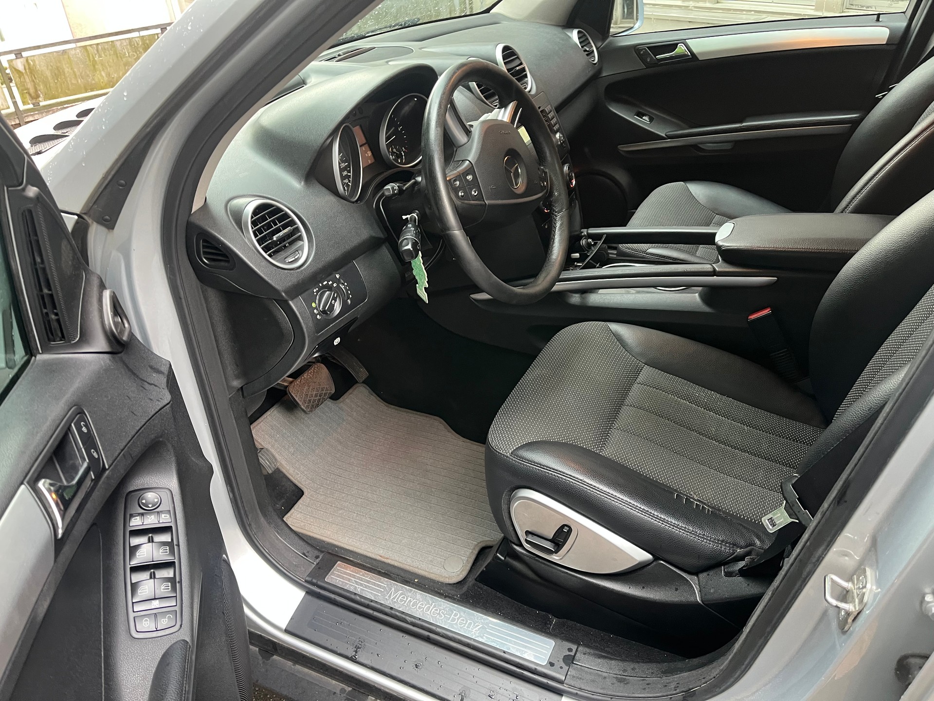 MERCEDES-BENZ ML 280 CDI 4Matic 7G-Tronic-image-13