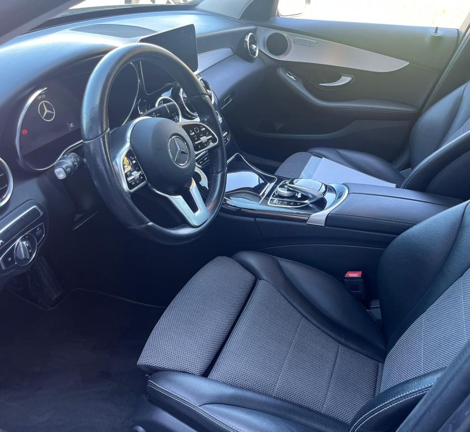 MERCEDES-BENZ C 220 d Avantgarde 4Matic 9G-Tronic-image-5