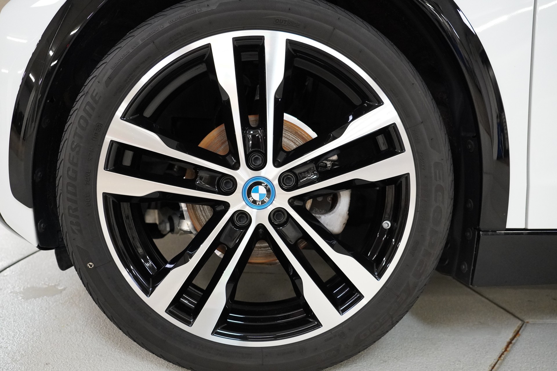 BMW i3s (120Ah) Fleet Edition-image-9