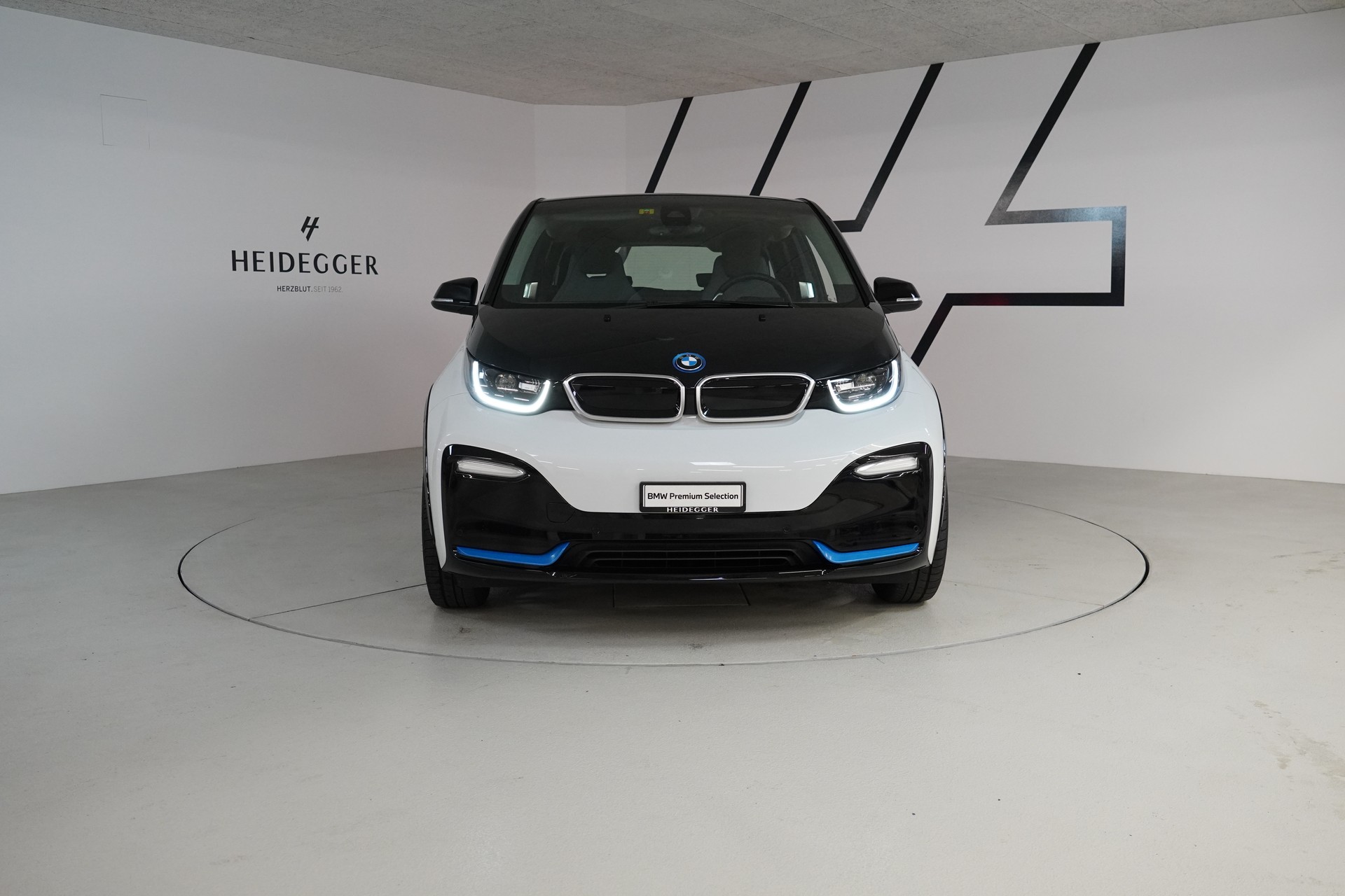 BMW i3s (120Ah) Fleet Edition-image-1