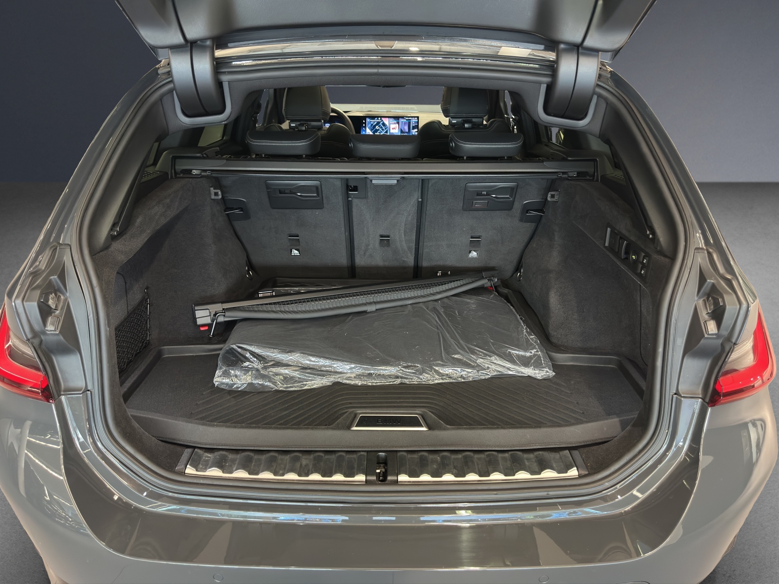 BMW M340i xDr 48V T MSportPro-image-13
