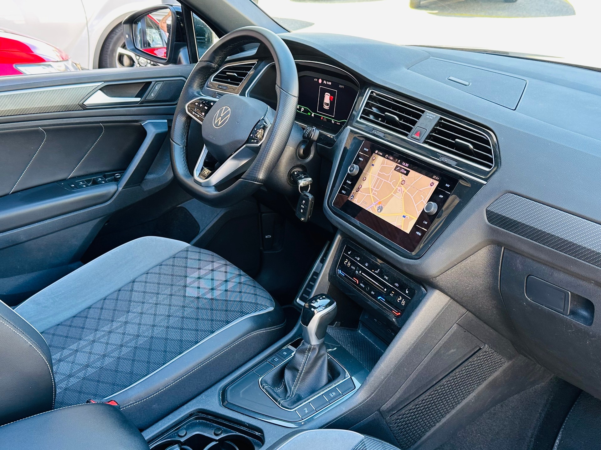 VW Tiguan 1.5TSI RLINE-image-14