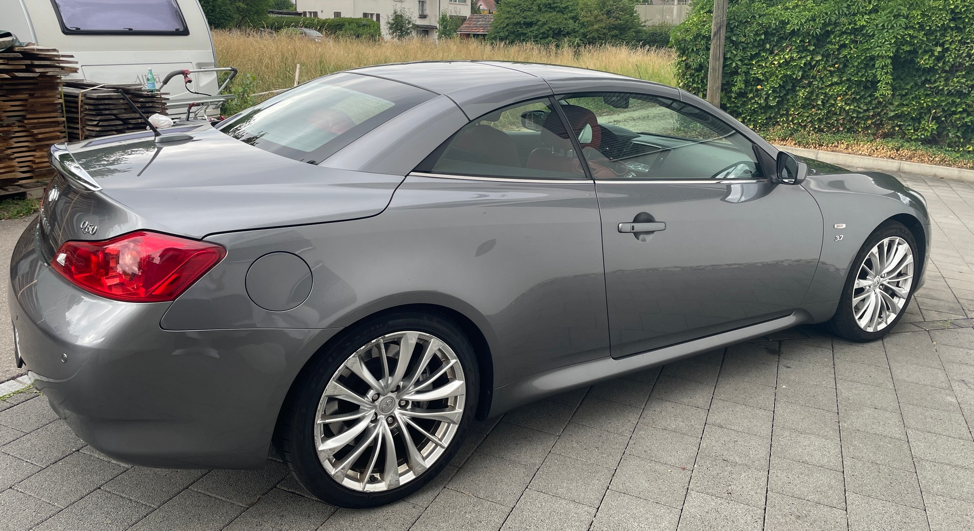 INFINITI 3.7 GT Premium-image-3