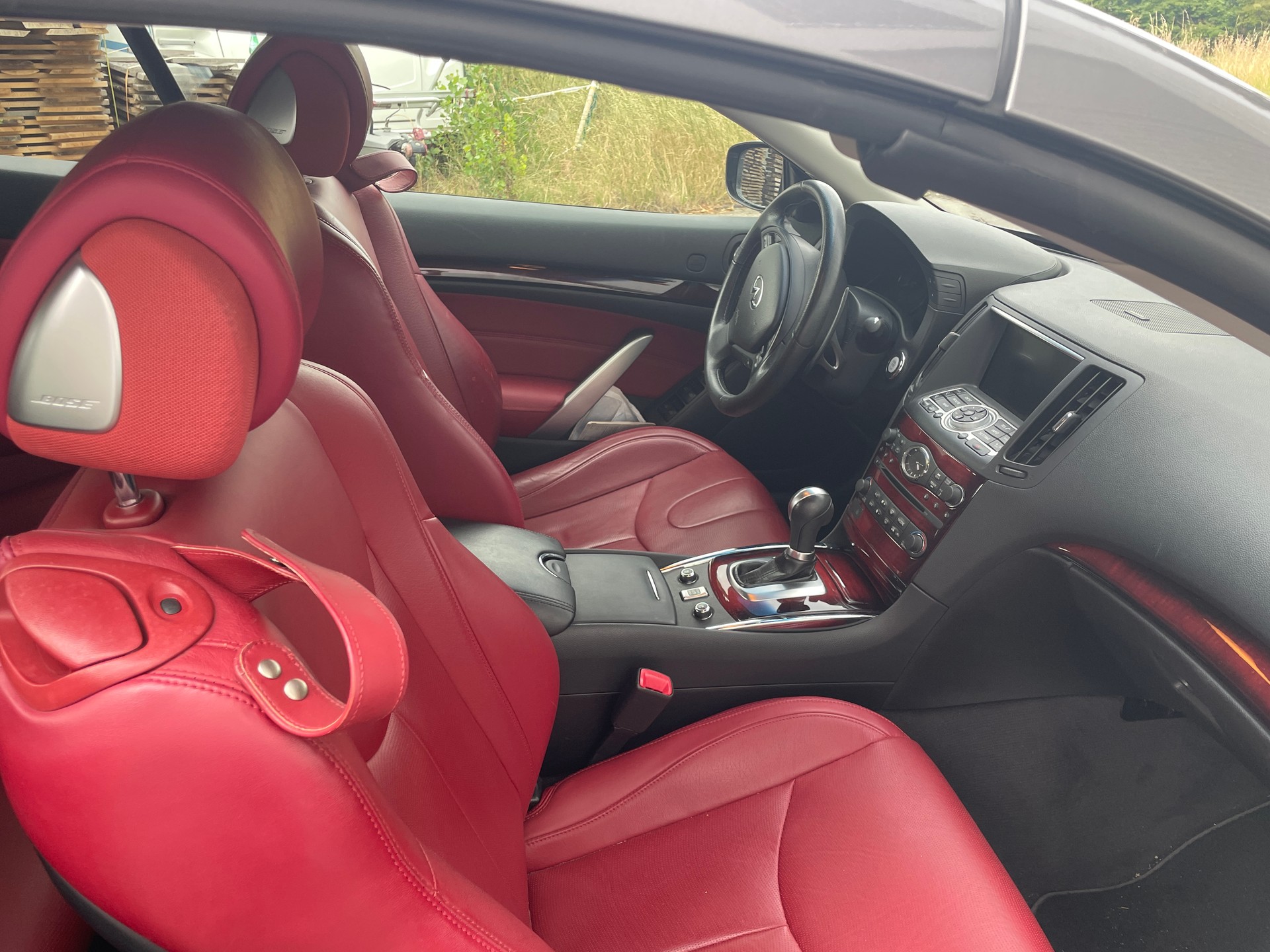 INFINITI 3.7 GT Premium-image-4