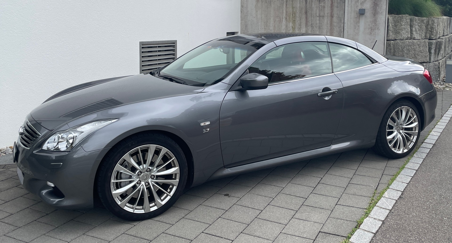 INFINITI 3.7 GT Premium-image-5