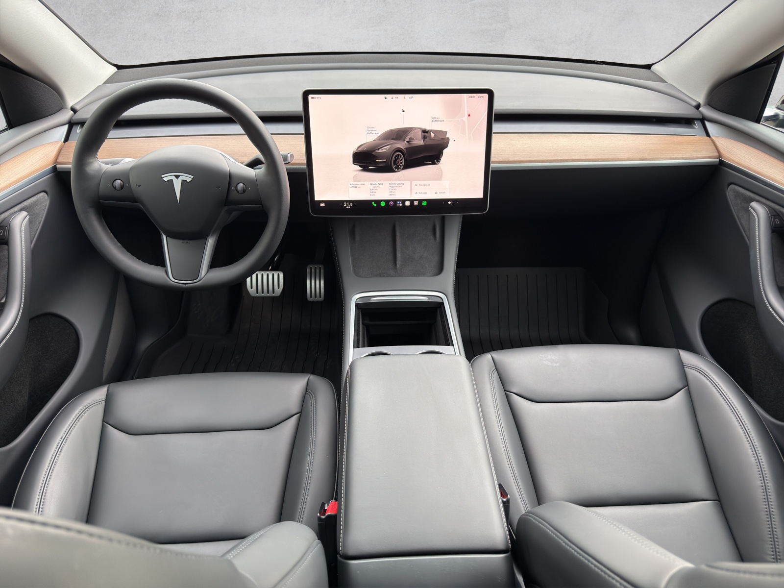 TESLA Performance D-image-10
