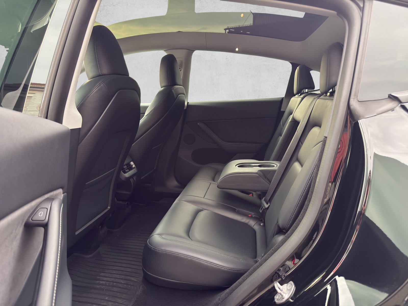 TESLA Performance D-image-20