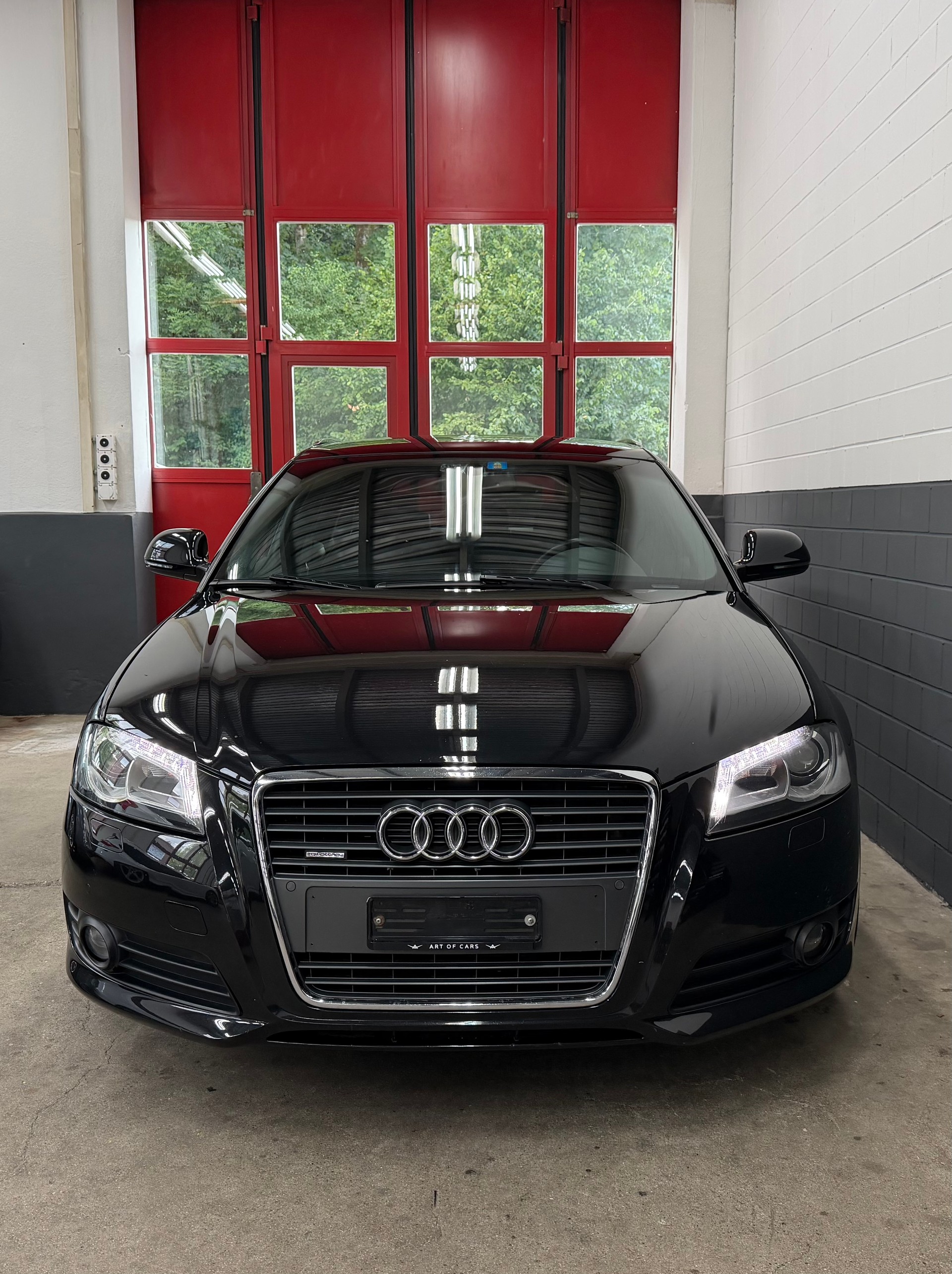 AUDI A3 Sportback 2.0 TFSI Ambition quattro S-tronic-image-1
