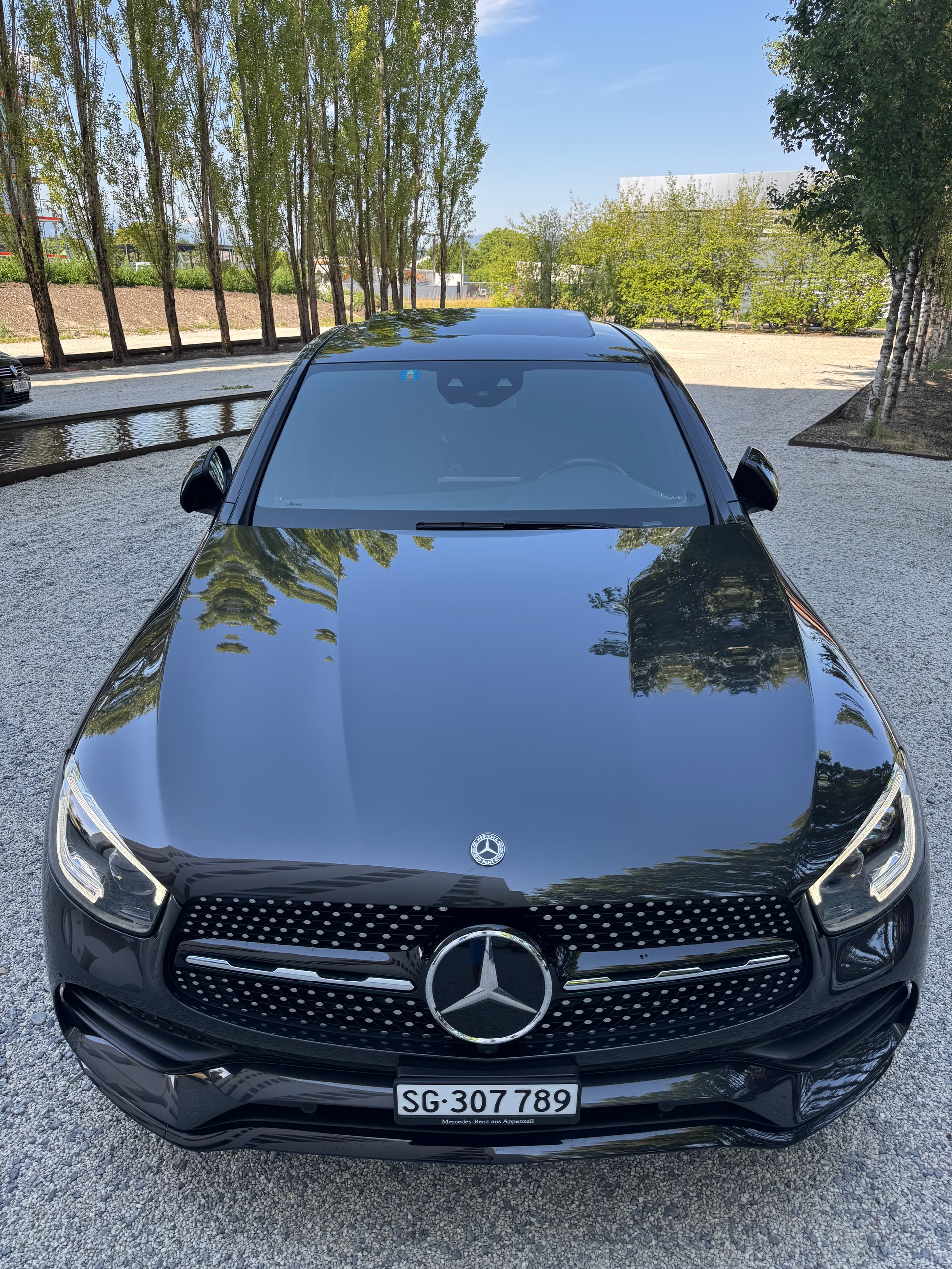 MERCEDES-BENZ Mercedes GLC Coupé 300d 4MATIC AMG | Vollausstattung | Burmester | 360° | 1.Hand-image-1