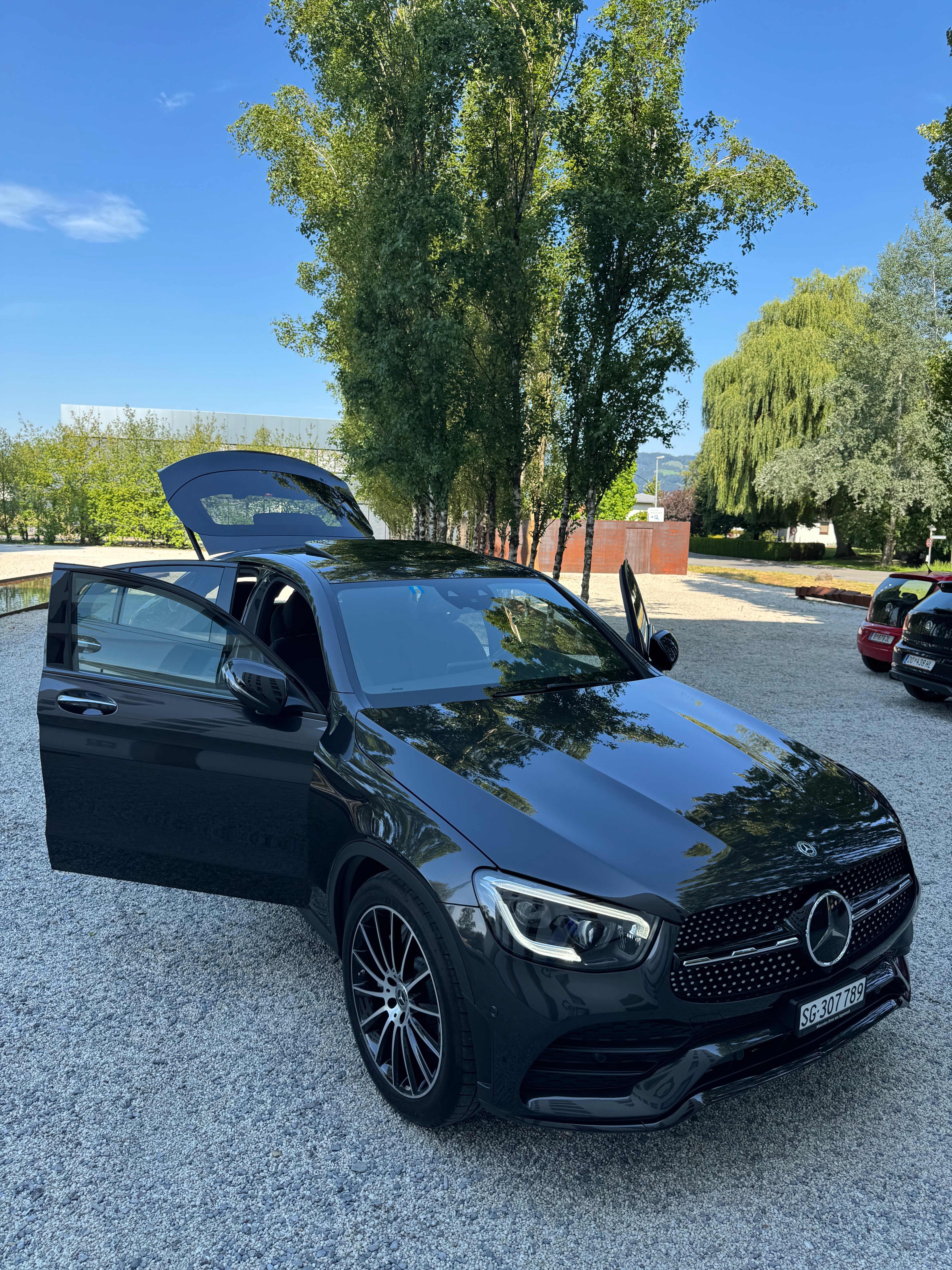Car photo