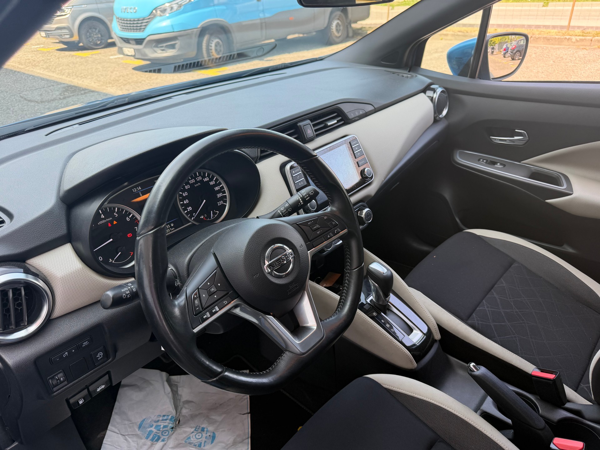 NISSAN Micra IG-T 100 acenta Xtronic-image-8