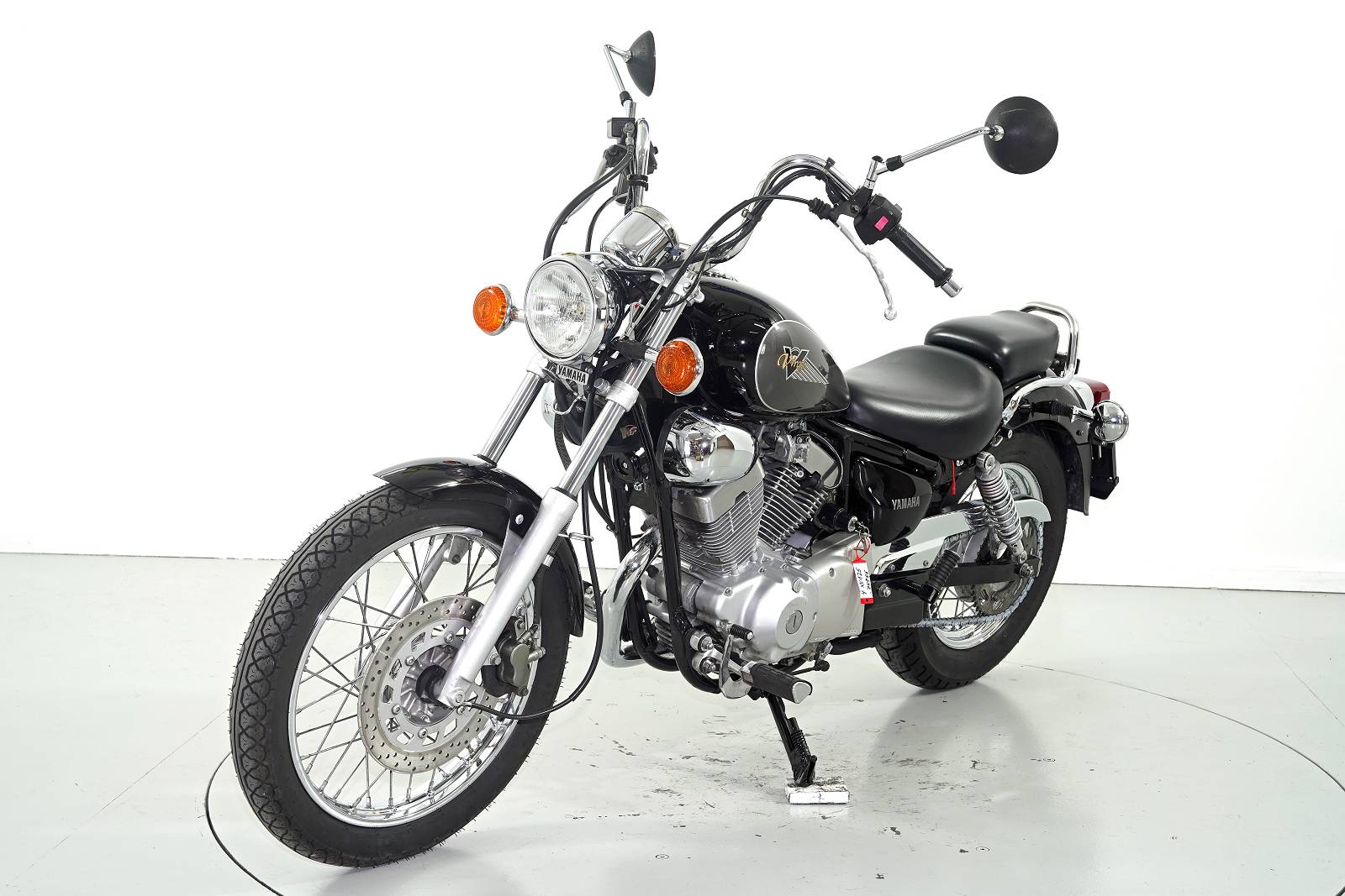 YAMAHA XV 125-showroom-element-2