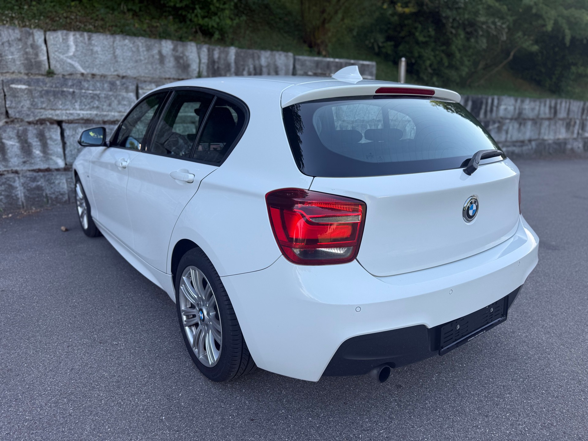 BMW 116i M-Sportpaket Steptronic-image-2