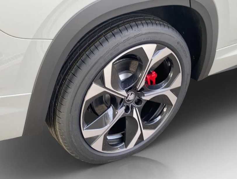 SKODA Kodiaq 2.0 TSI RS 4x4-image-8