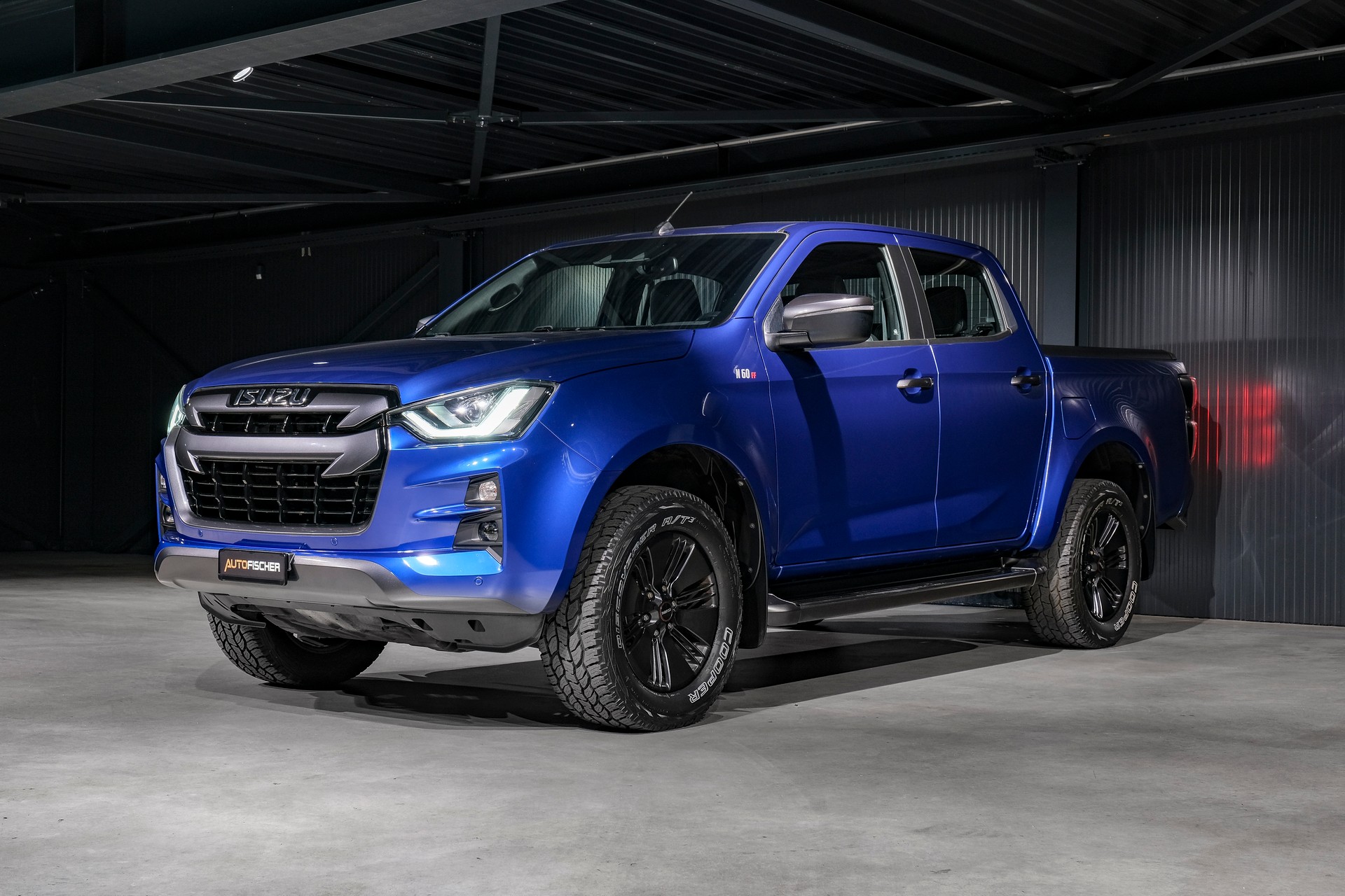 ISUZU D-MAX 1.9 SpaceCab N60FF 4x4 AT-image-3