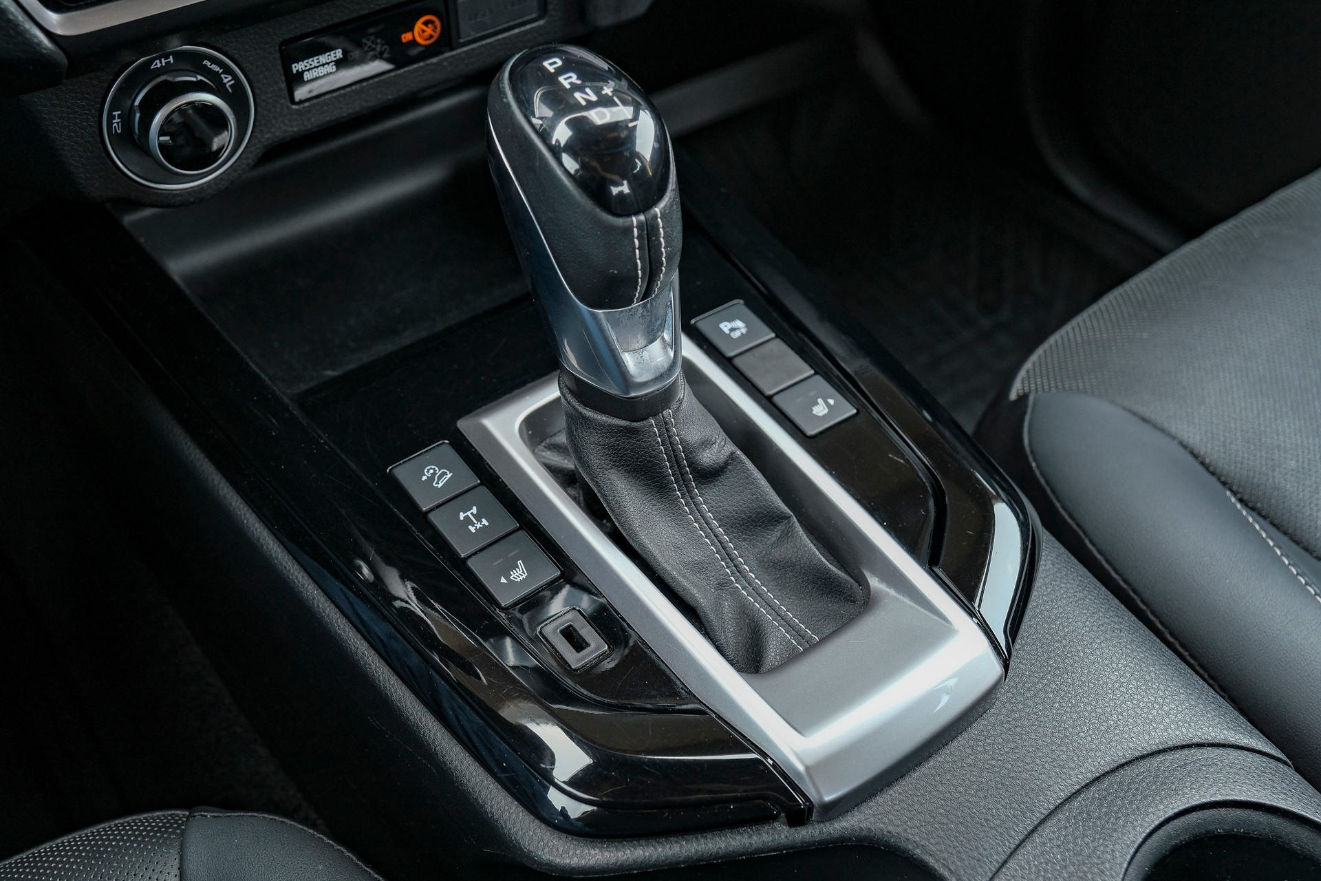 ISUZU D-MAX 1.9 SpaceCab N60FF 4x4 AT-image-20