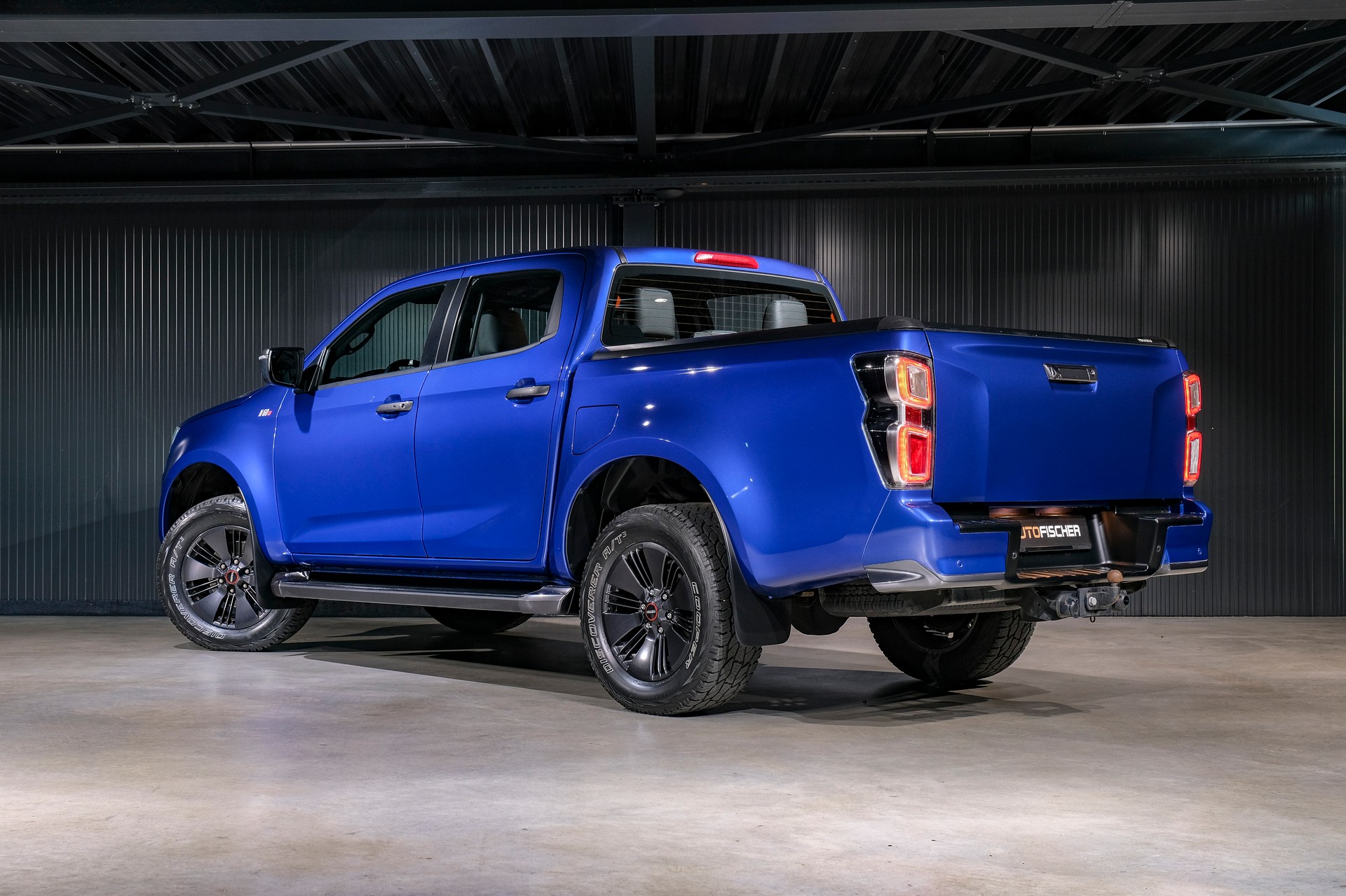 ISUZU D-MAX 1.9 SpaceCab N60FF 4x4 AT-image-1