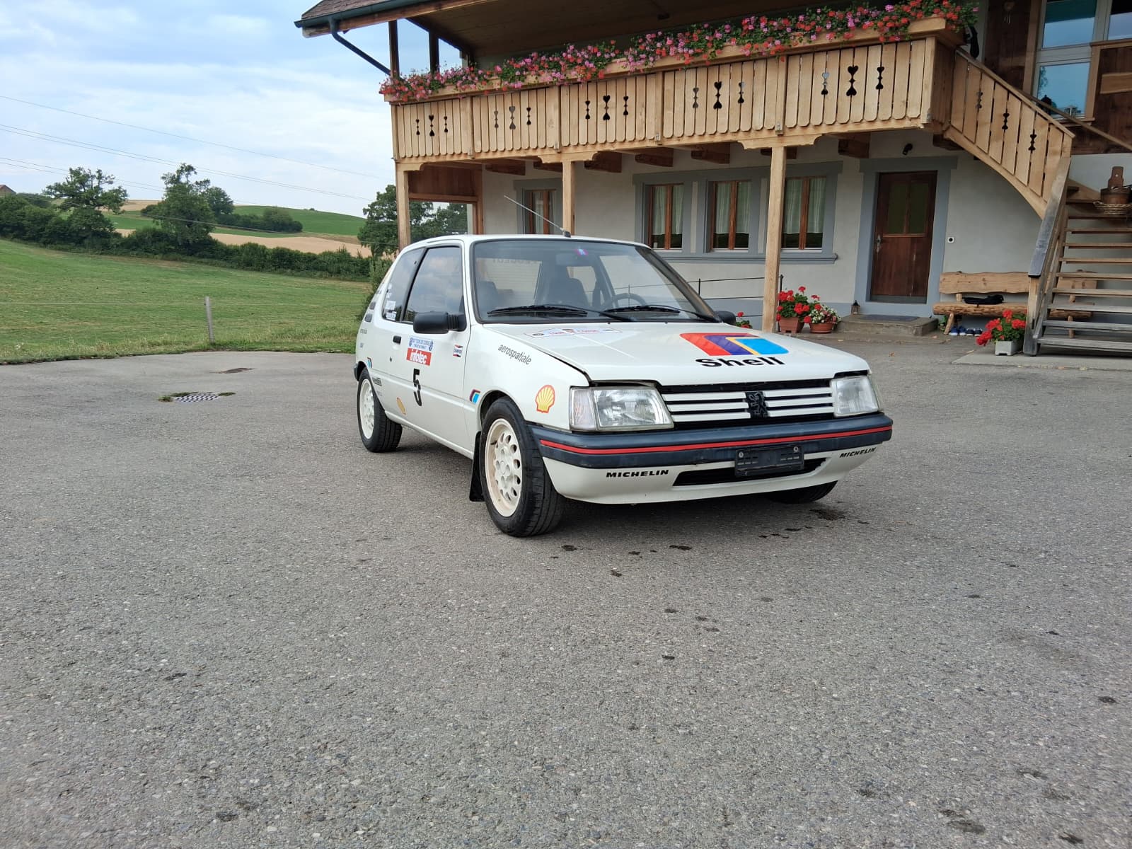 PEUGEOT 1.9 Automatic-image-0