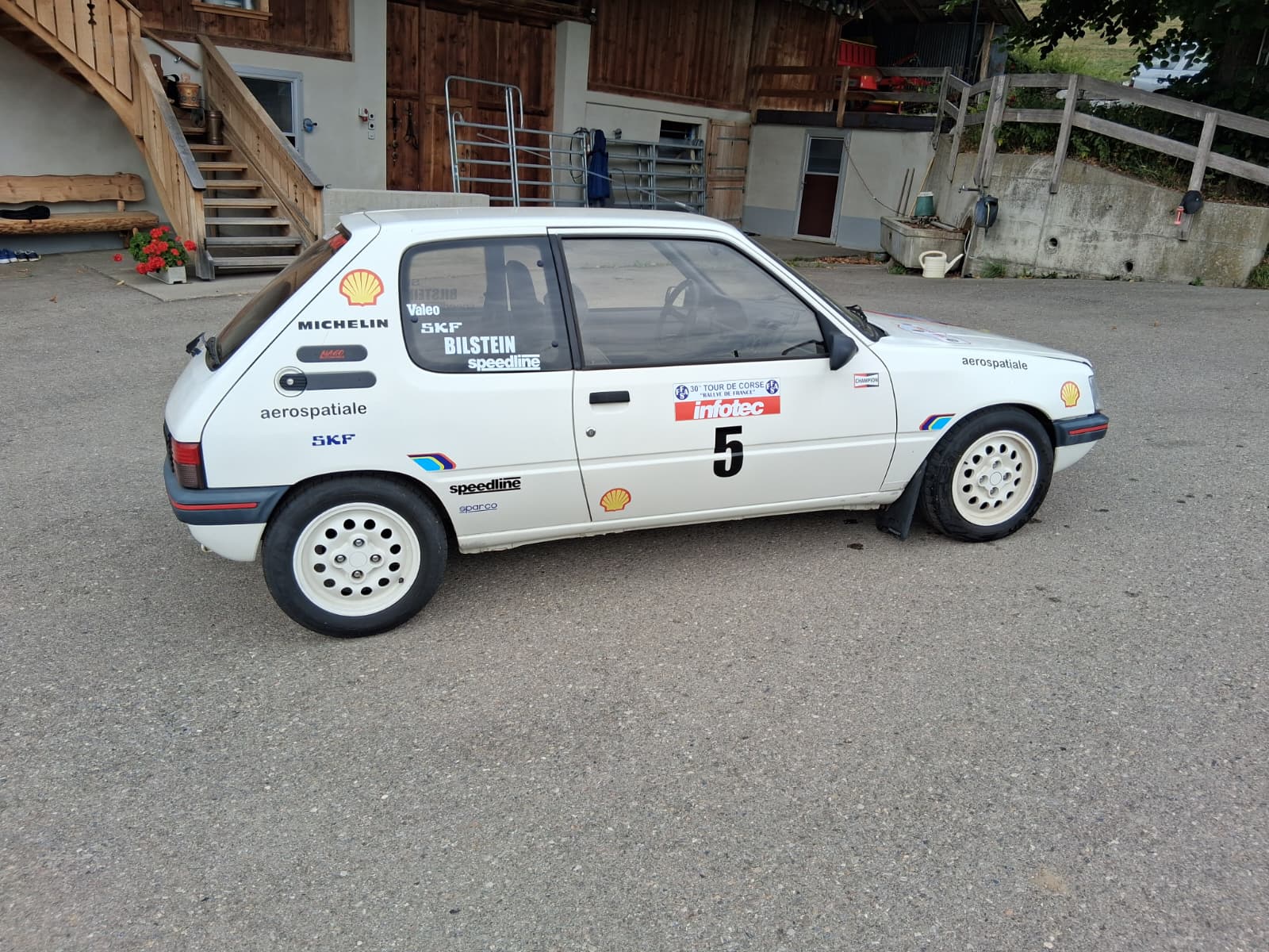 PEUGEOT 1.9 Automatic-image-2