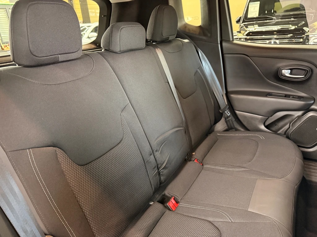 JEEP Renegade 1.3 Turbo Limited AWD-image-12