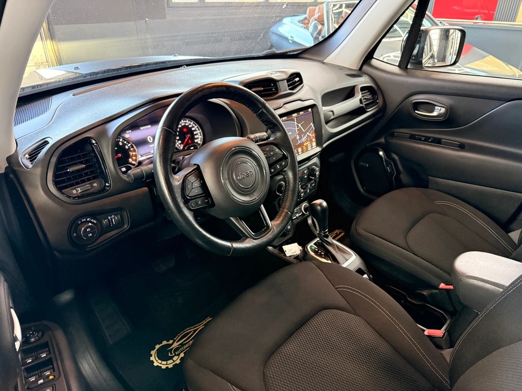 JEEP Renegade 1.3 Turbo Limited AWD-image-8