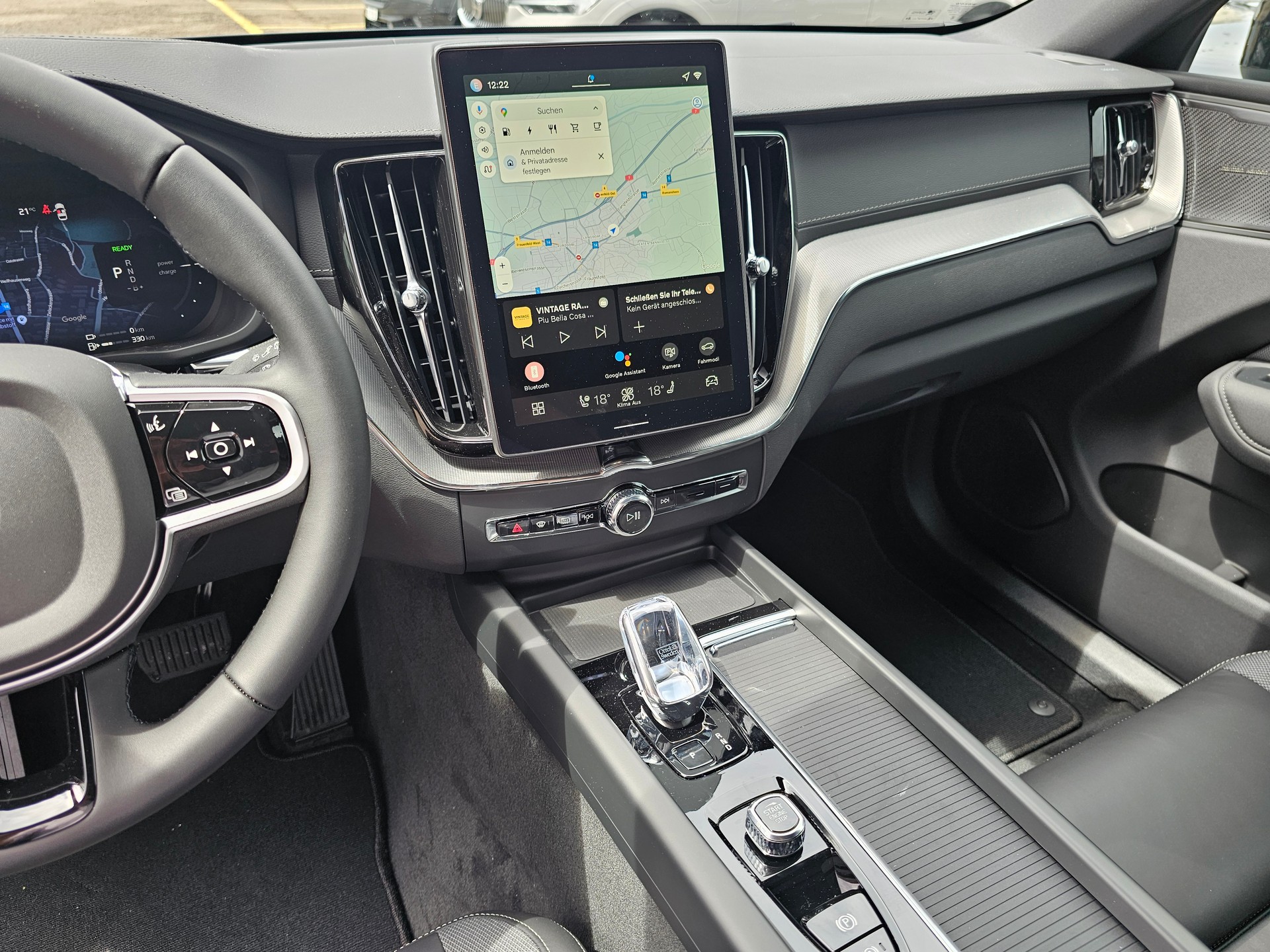 VOLVO XC60 2.0 T6 TE Black Edition eAWD-image-12
