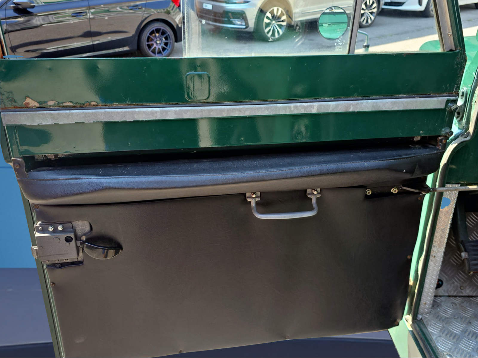 LAND ROVER 88 - 110-image-15