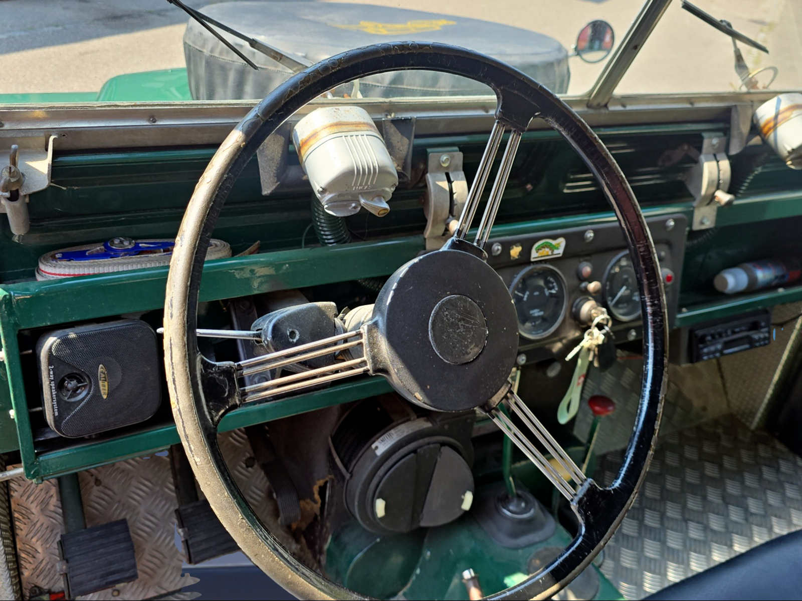 LAND ROVER 88 - 110-image-12