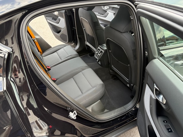 POLESTAR 2 Long Range Dual Motor Performance-image-11