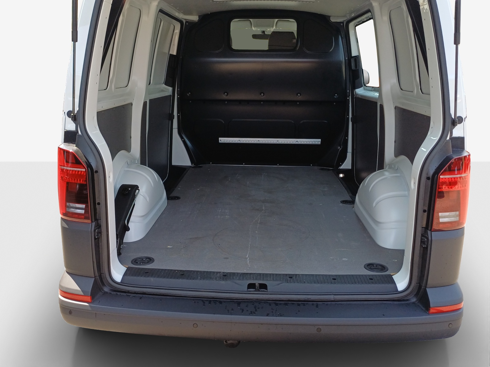 VW T6.1 2.0 TDI DSG-image-12