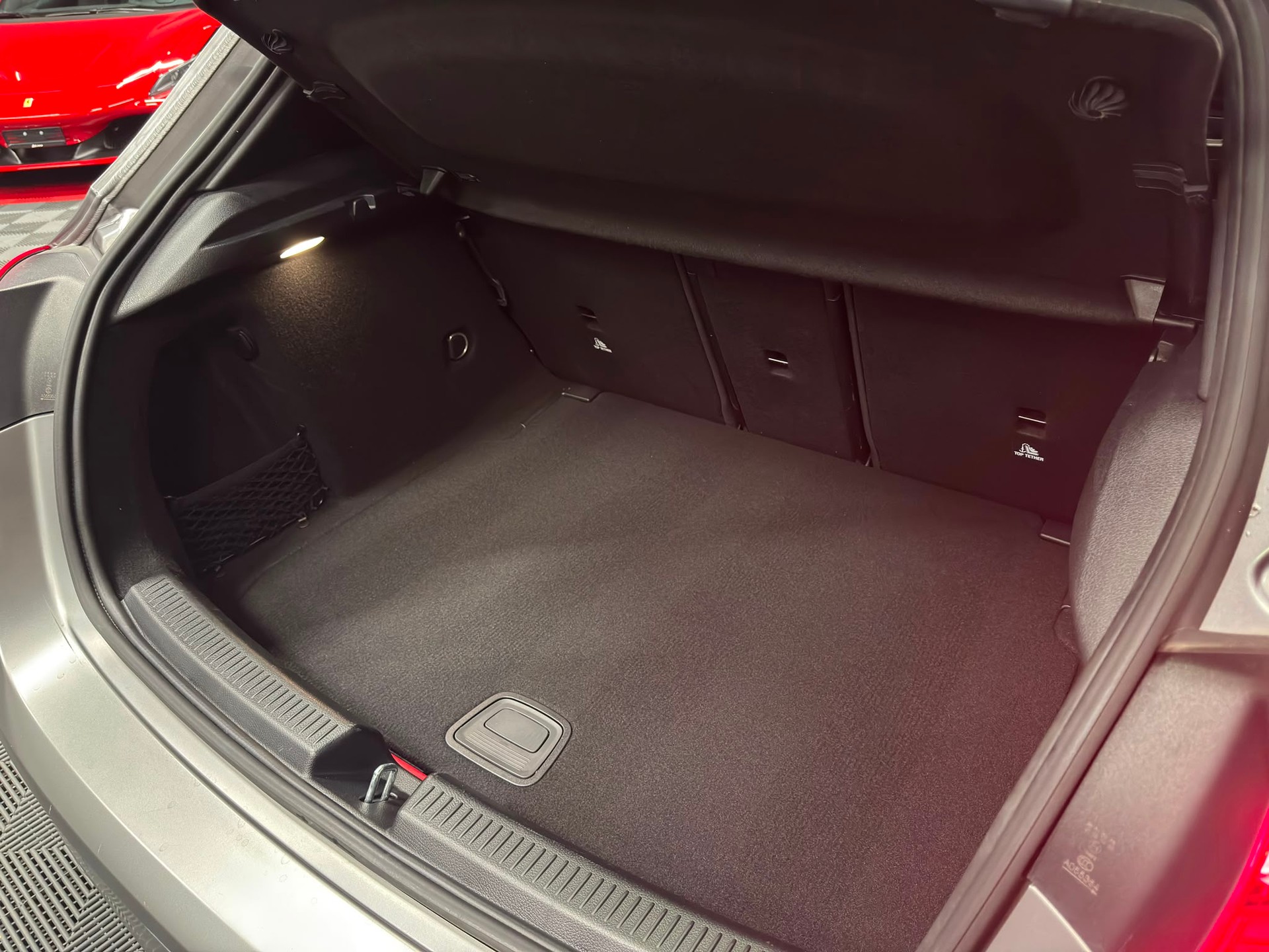 MERCEDES-BENZ A 250 AMG Line 4m " MATT "-image-14